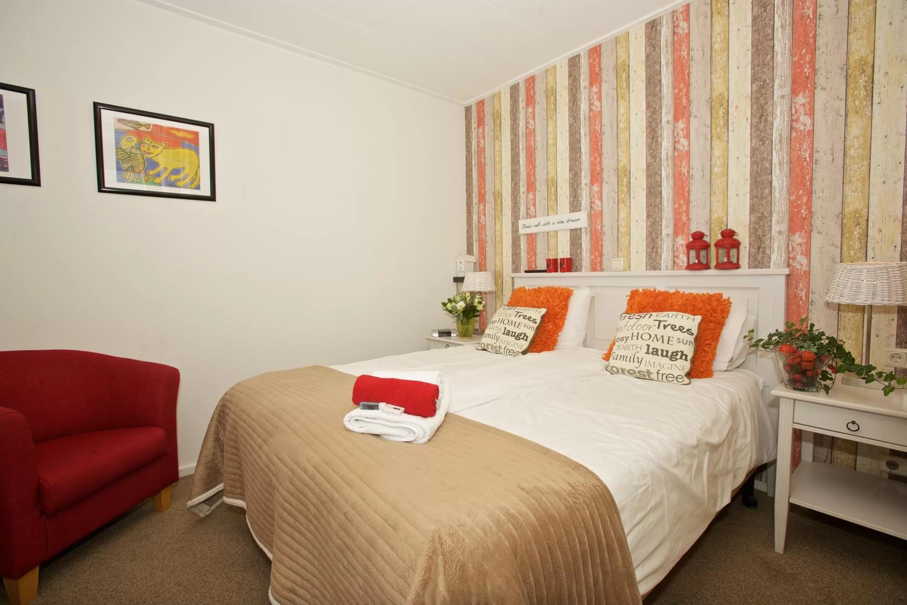 Bed in B&B - Pension Perruque