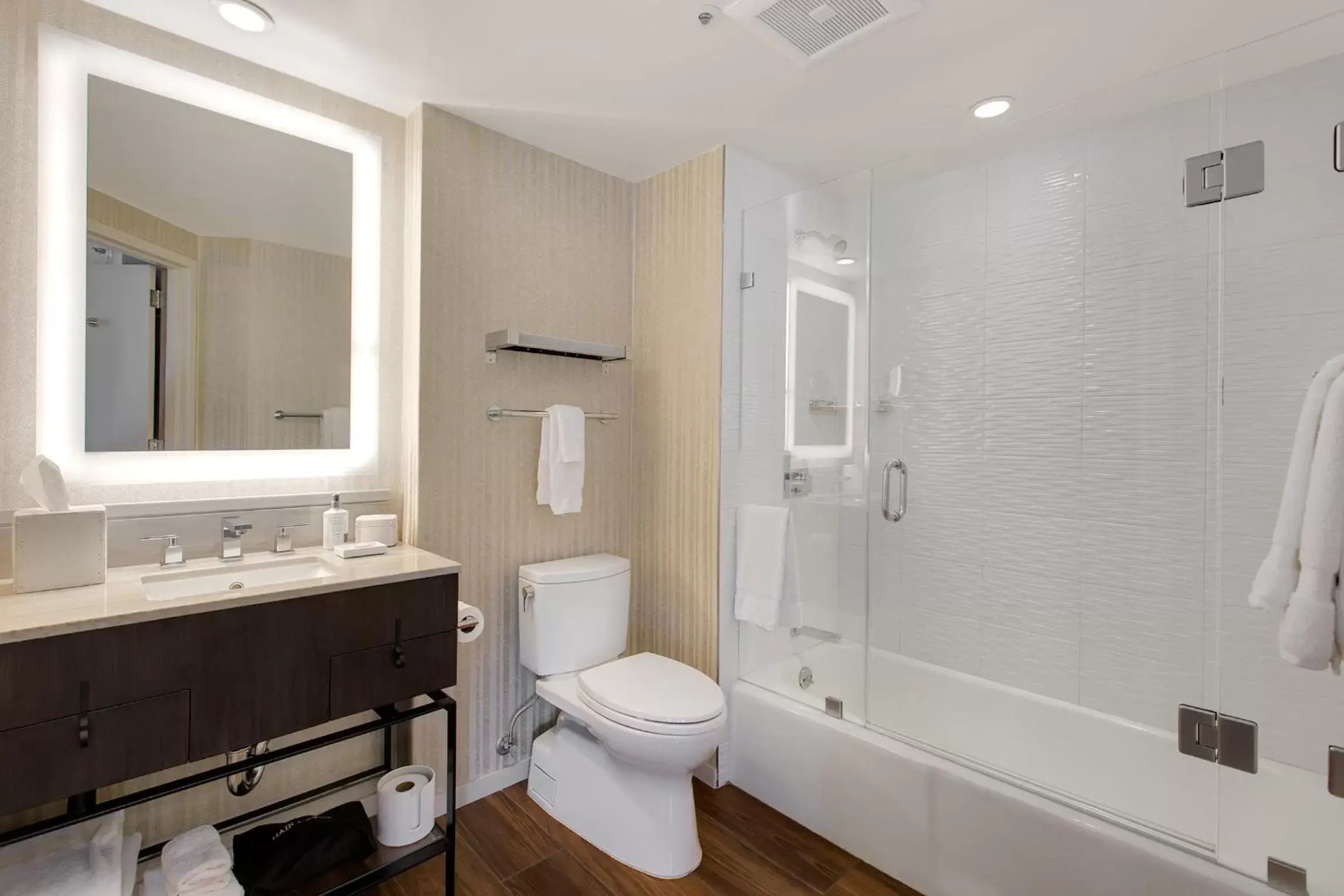 Triple Room in Hotel Zoe Fisherman's Wharf Triple Room in Hotel Zoe Fisherman's Wharf