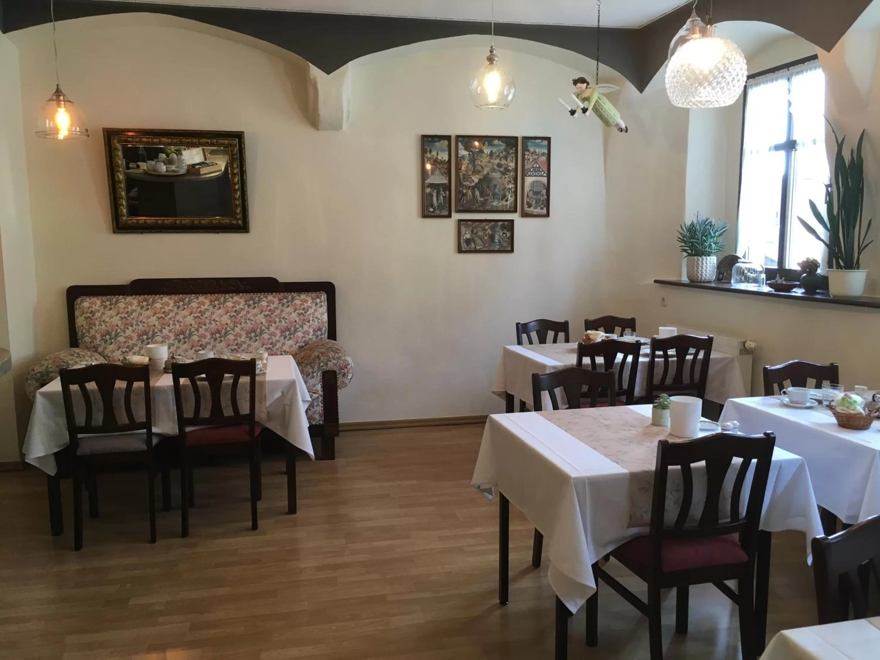 Restaurant/places to eat in Hotel Alt Annaberg