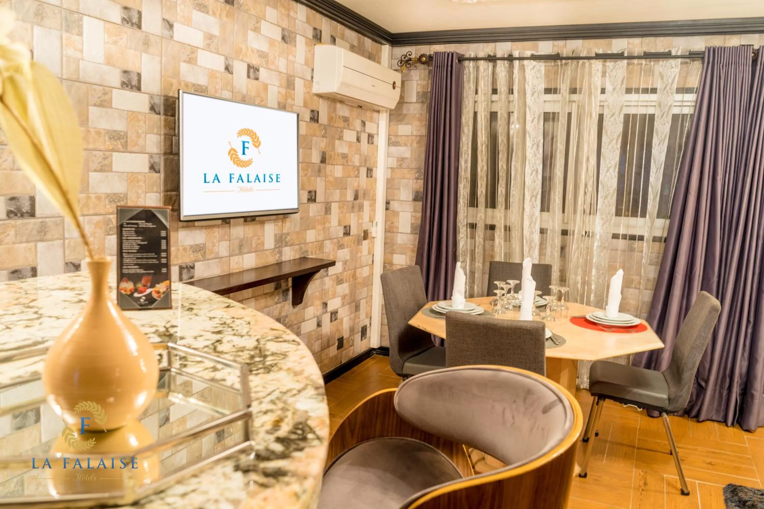 Hotel Résidence La Falaise