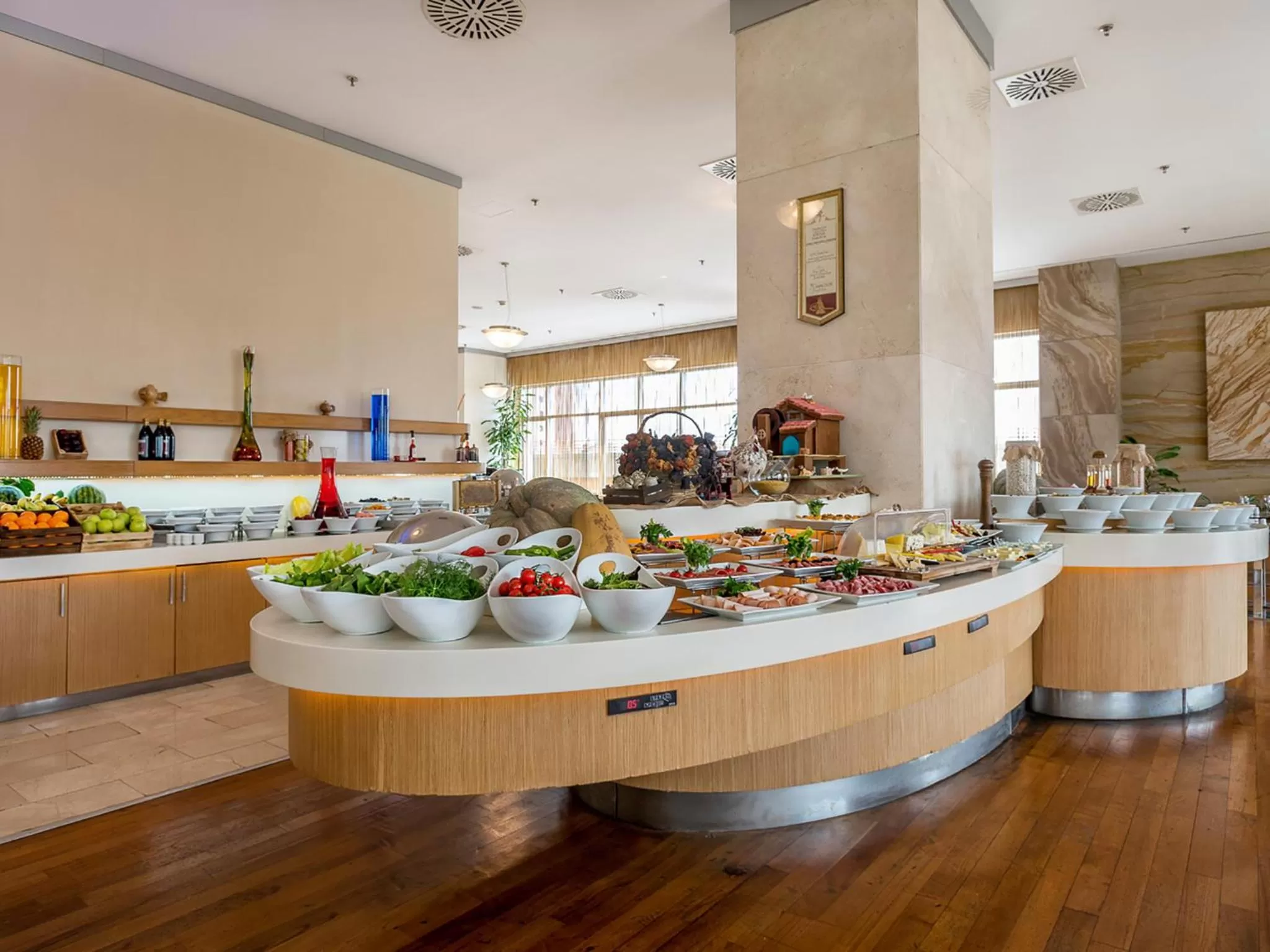 Food and drinks in WOW Istanbul Hotel