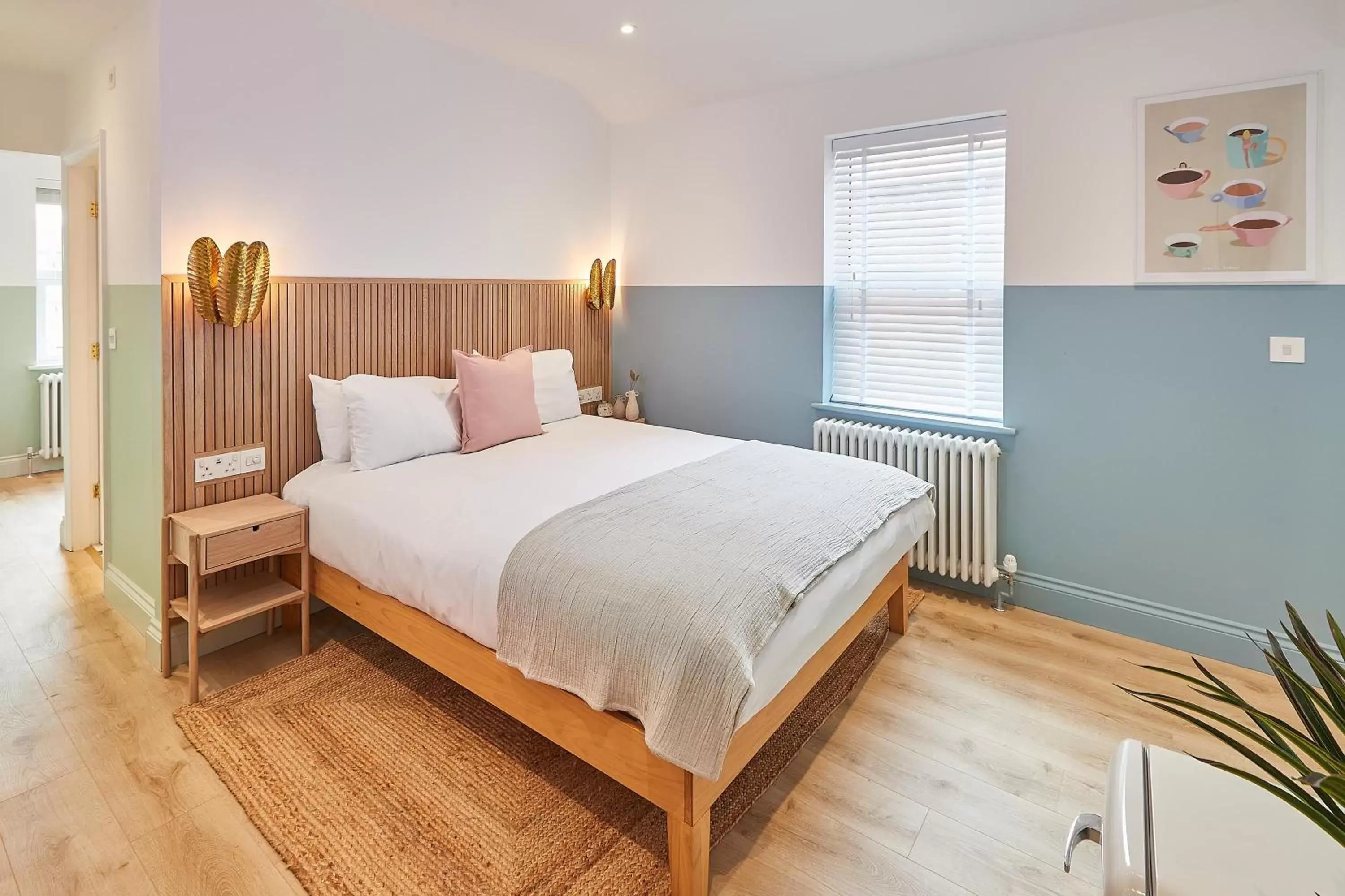 Quadruple Room with Private Bathroom in Host & Stay - Beach House Rooms Quadruple Room with Private Bathroom in Host & Stay - Beach House Rooms