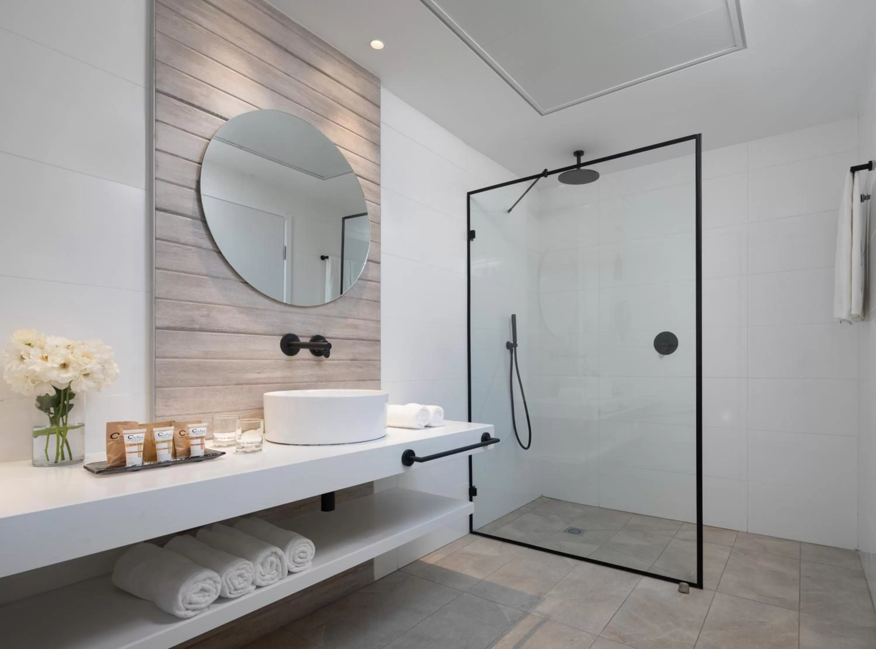 Bathroom in Hacienda Forest View Hotel