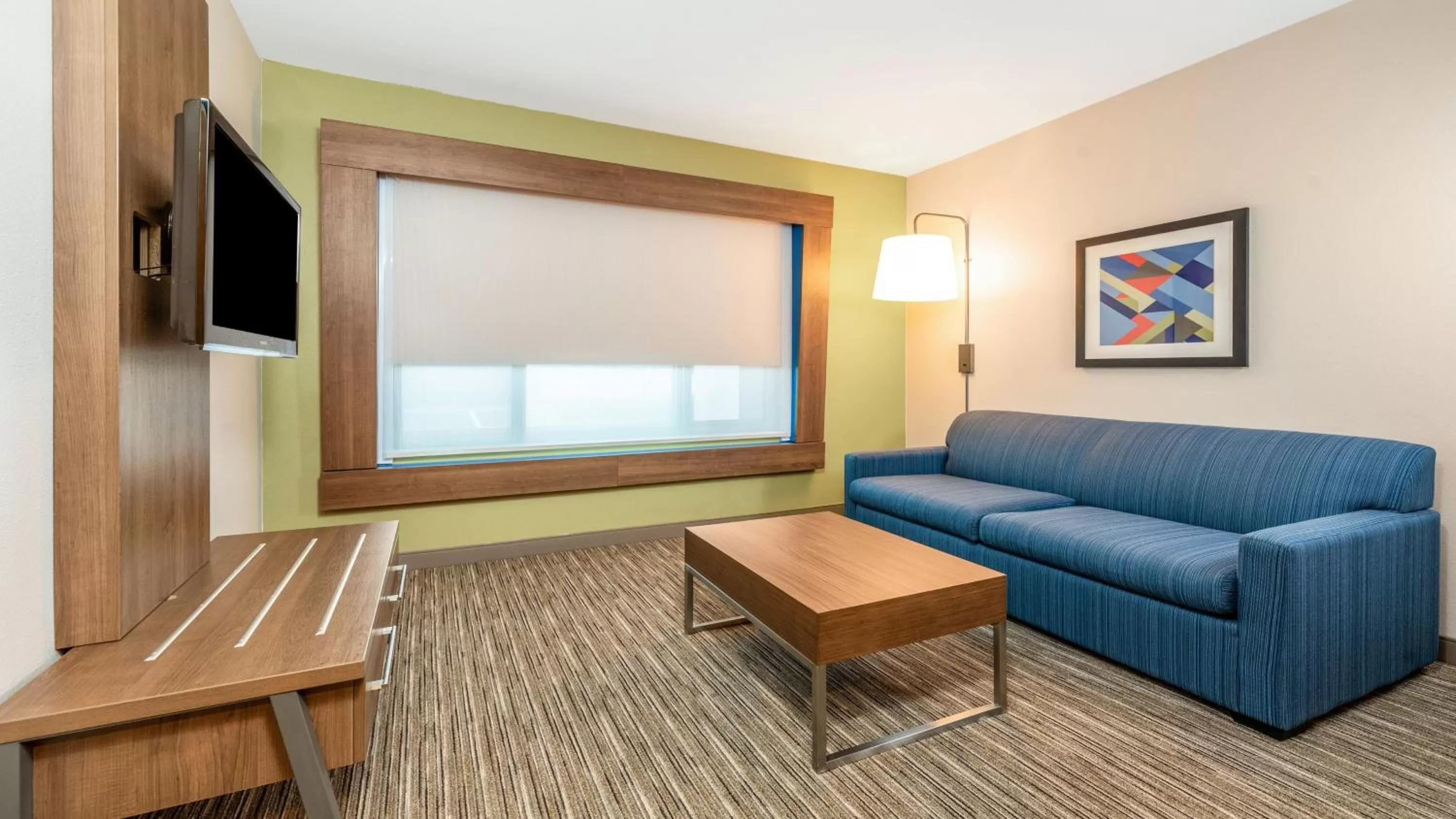 Bedroom in Holiday Inn Express Fremont - Milpitas Central by IHG