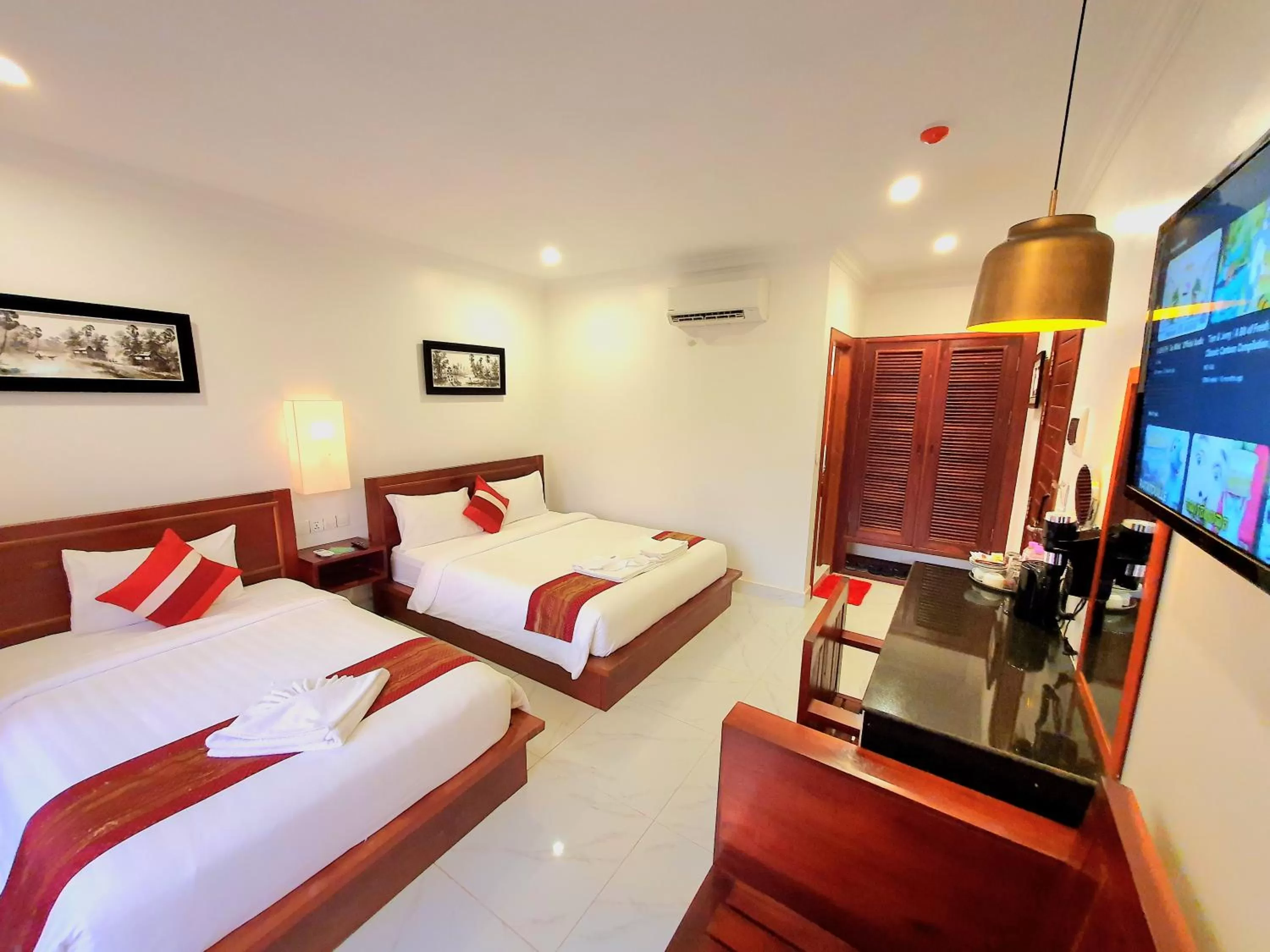 Photo of the whole room in Long Night Siem Reap Hotel