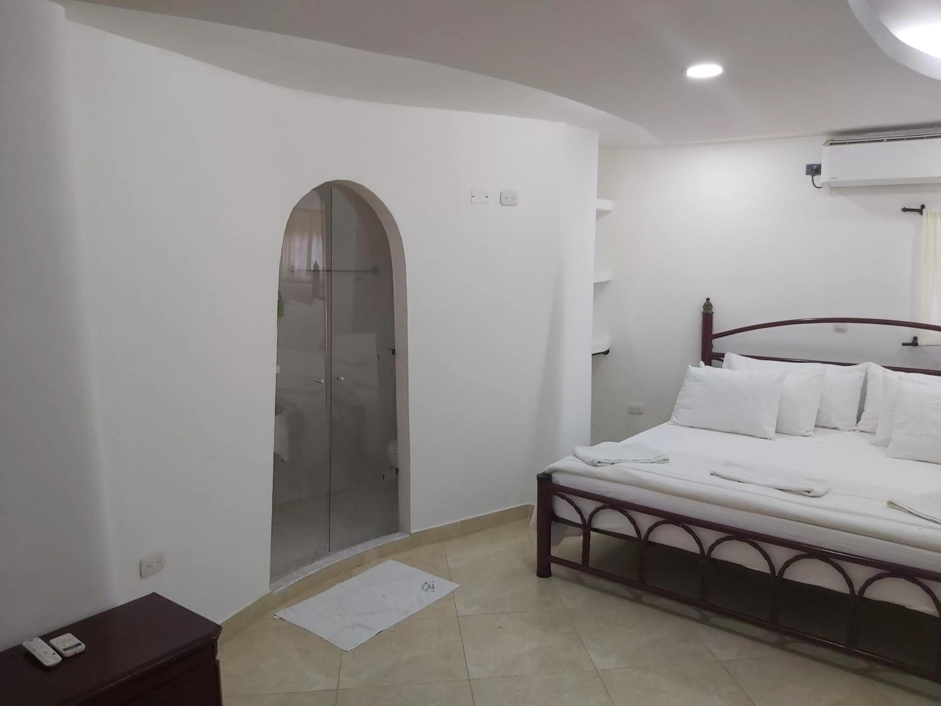 Bed in Eco-Hotel Villa Elina