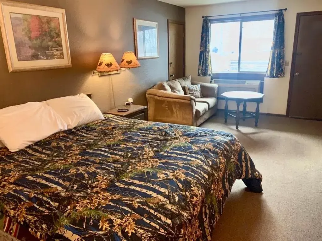 Budget Double Room - single occupancy in Hidden Lake Resort Budget Double Room - single occupancy in Hidden Lake Resort