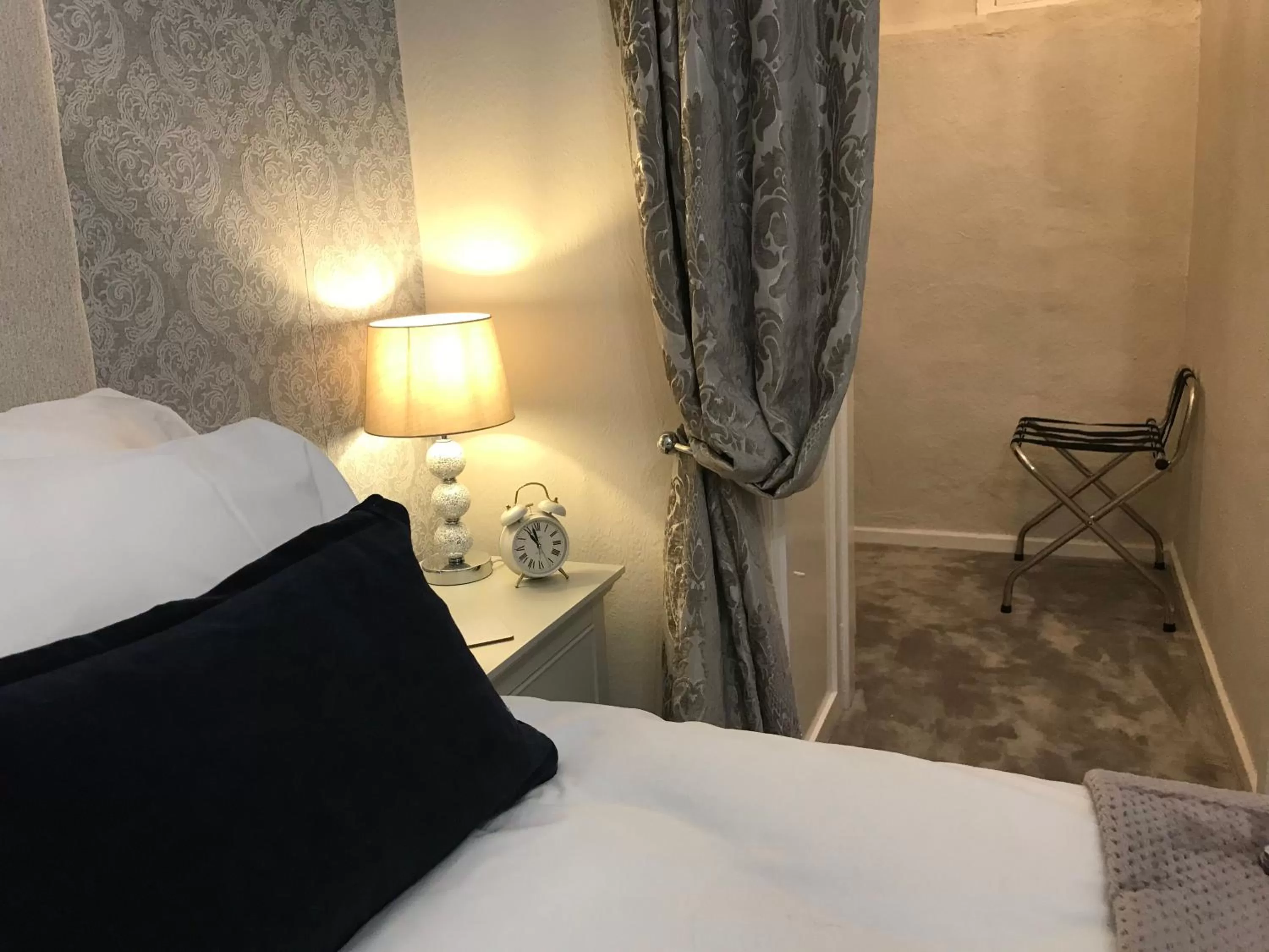 Standard King Room in The White Horse Inn