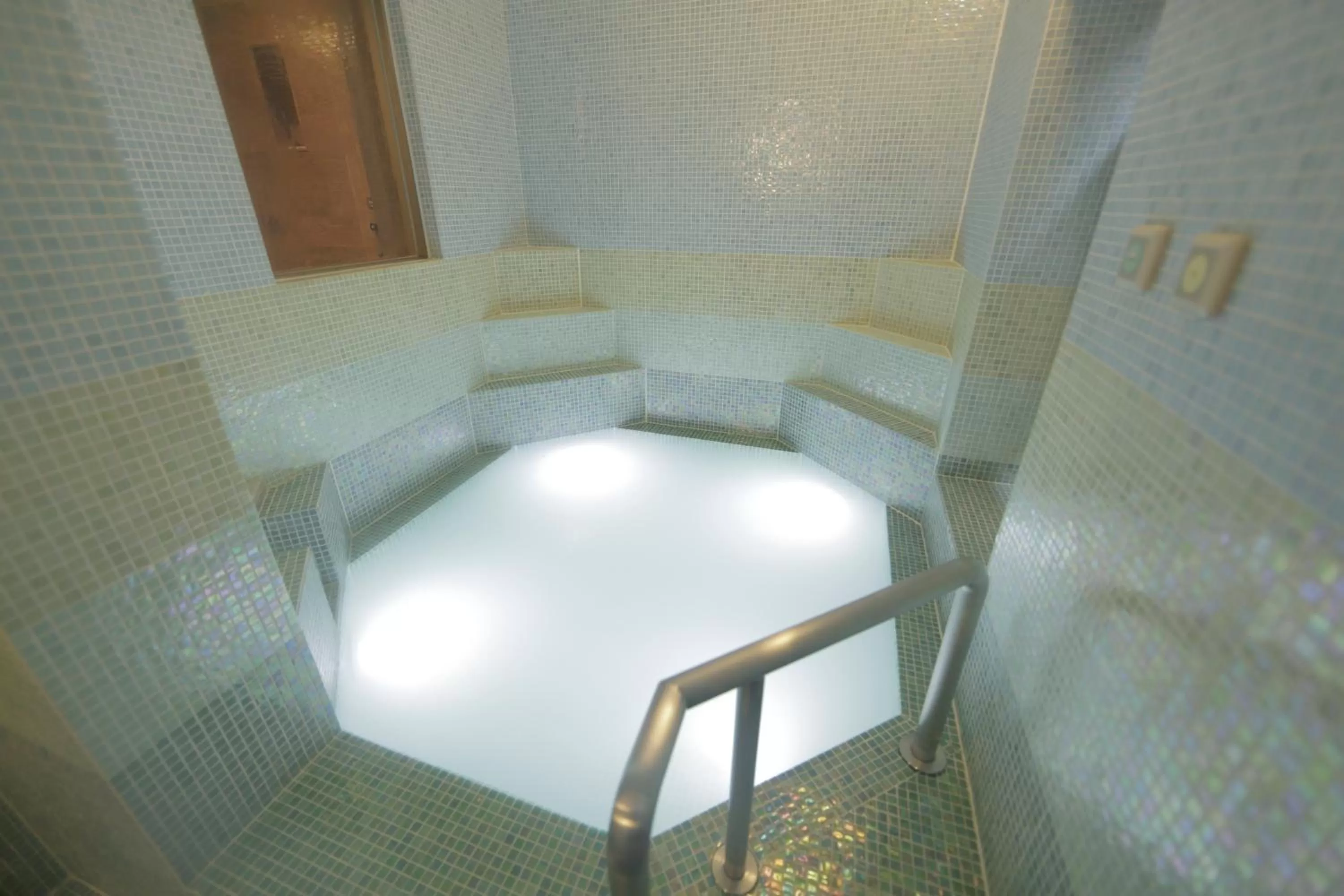 Hot Spring Bath in La Vista Fujikawaguchiko