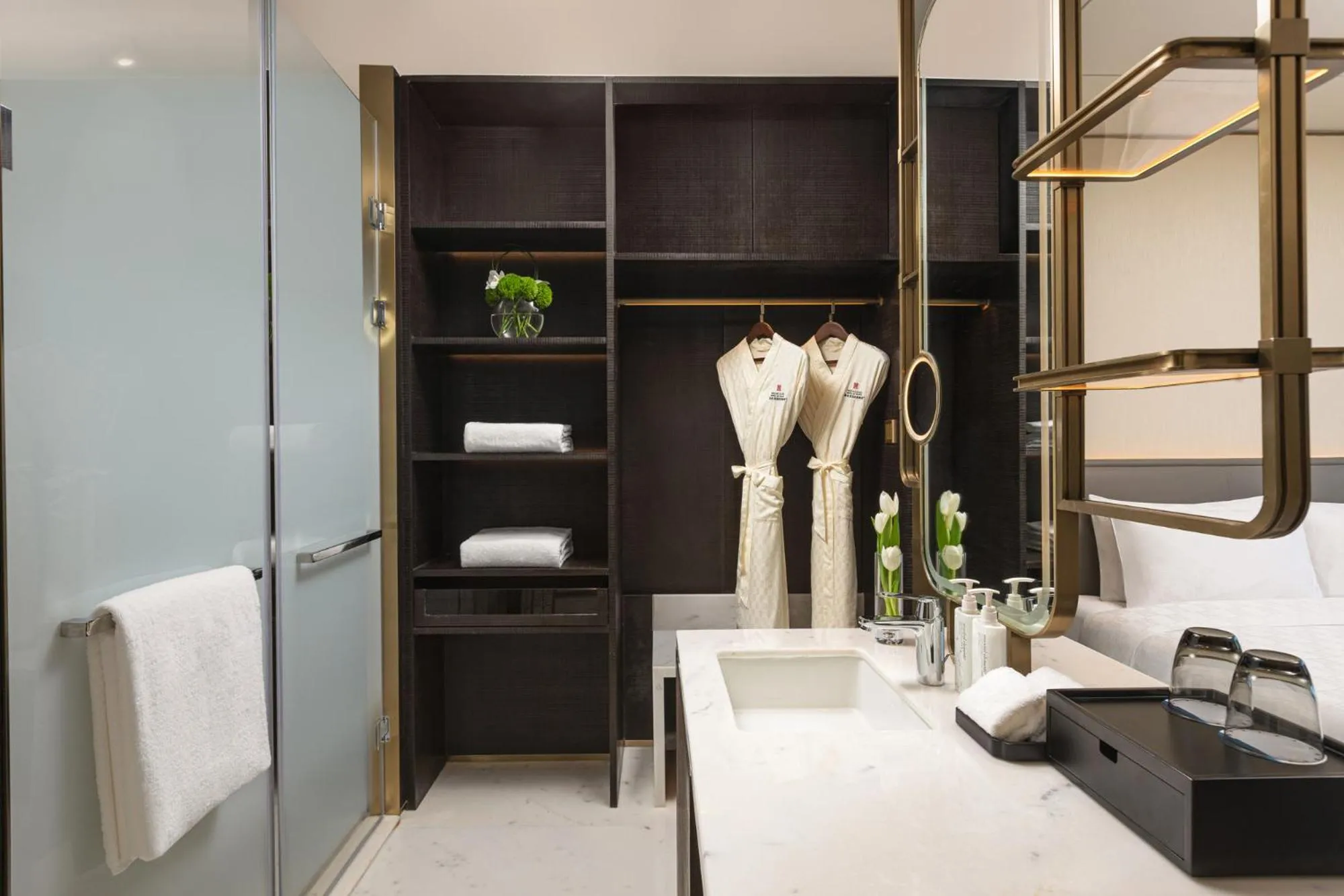 Toilet in HUALUXE Shanghai Changfeng Park - Park Lake View