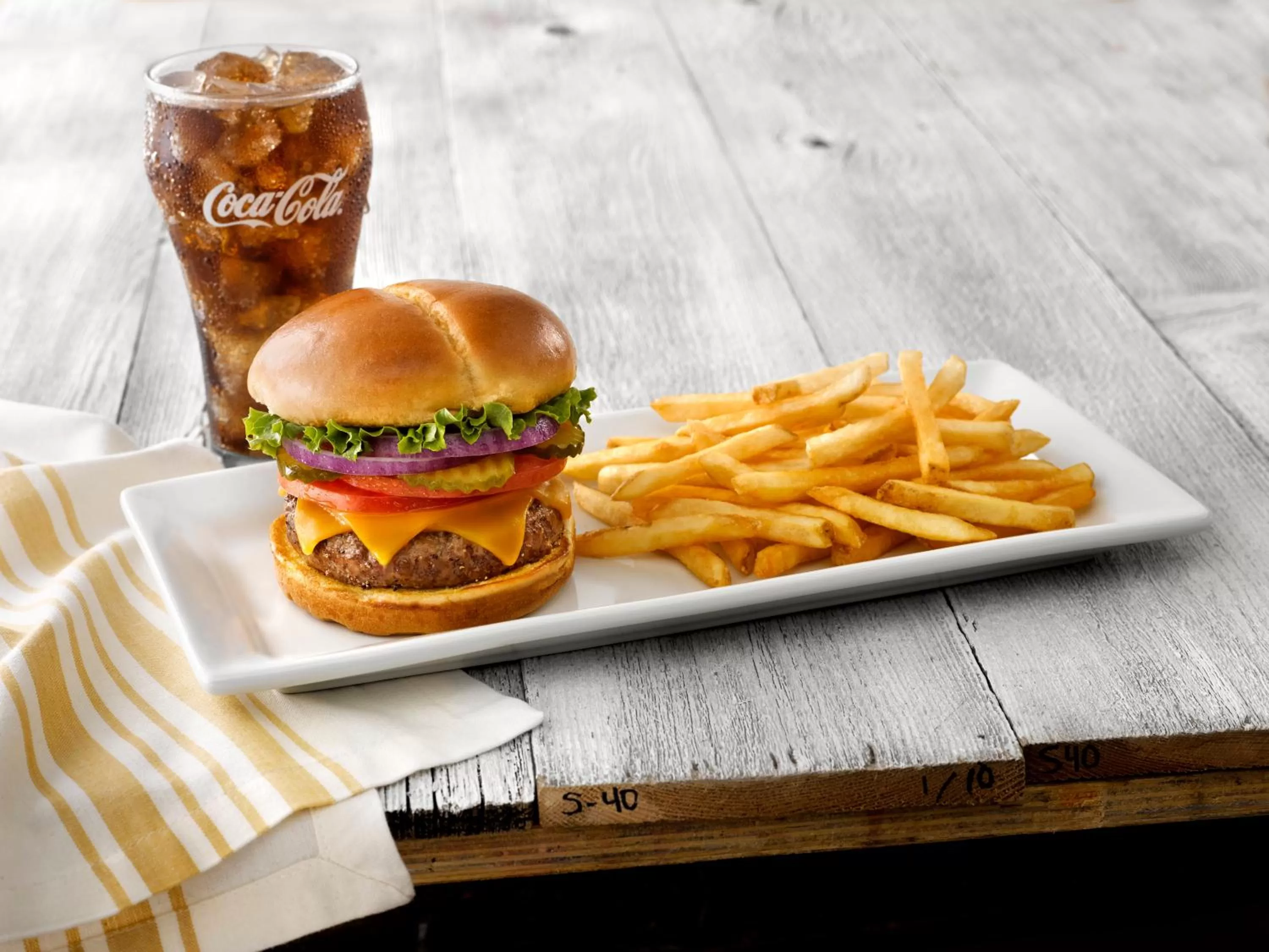 Restaurant/places to eat in Holiday Inn Toronto Airport East by IHG