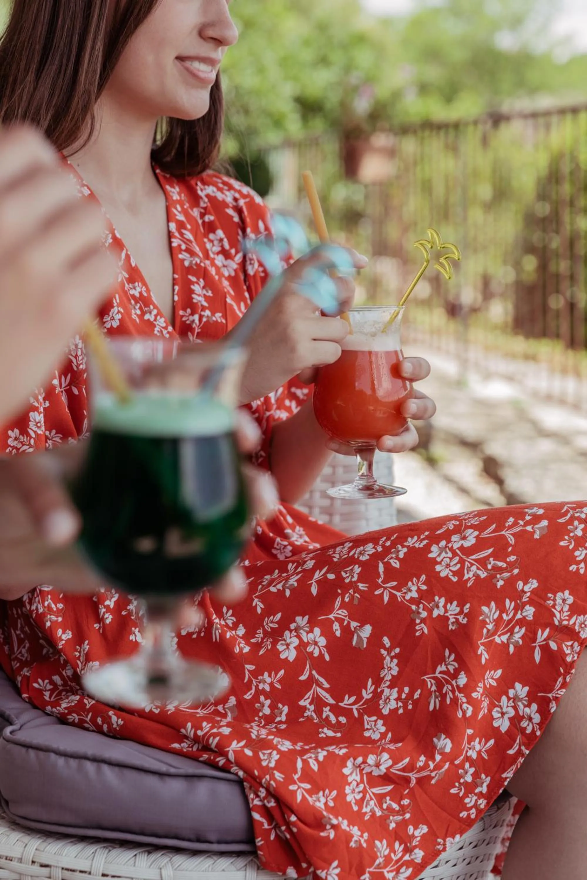 Lounge or bar in Mas des Romarins, The Originals Relais