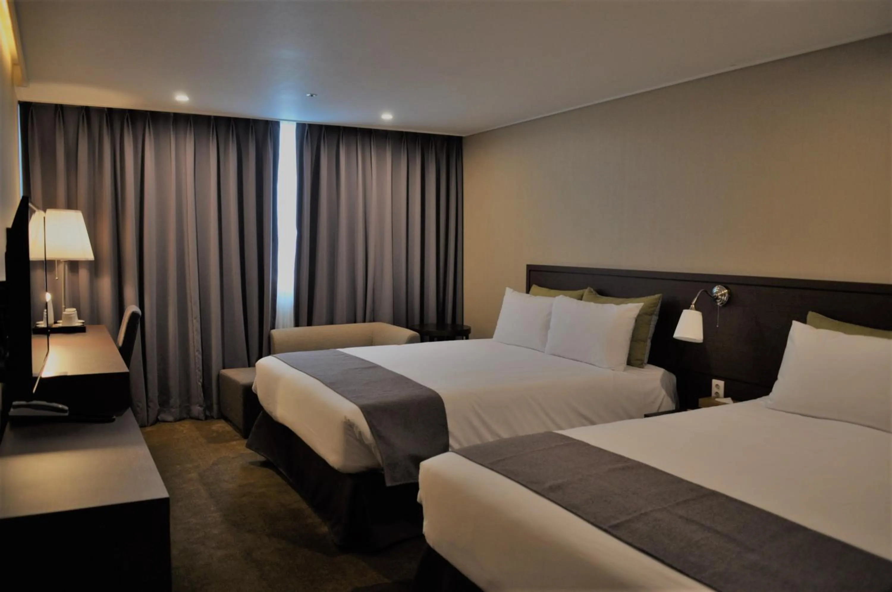 Bedroom, Bed in Hotel Shalom Jeju