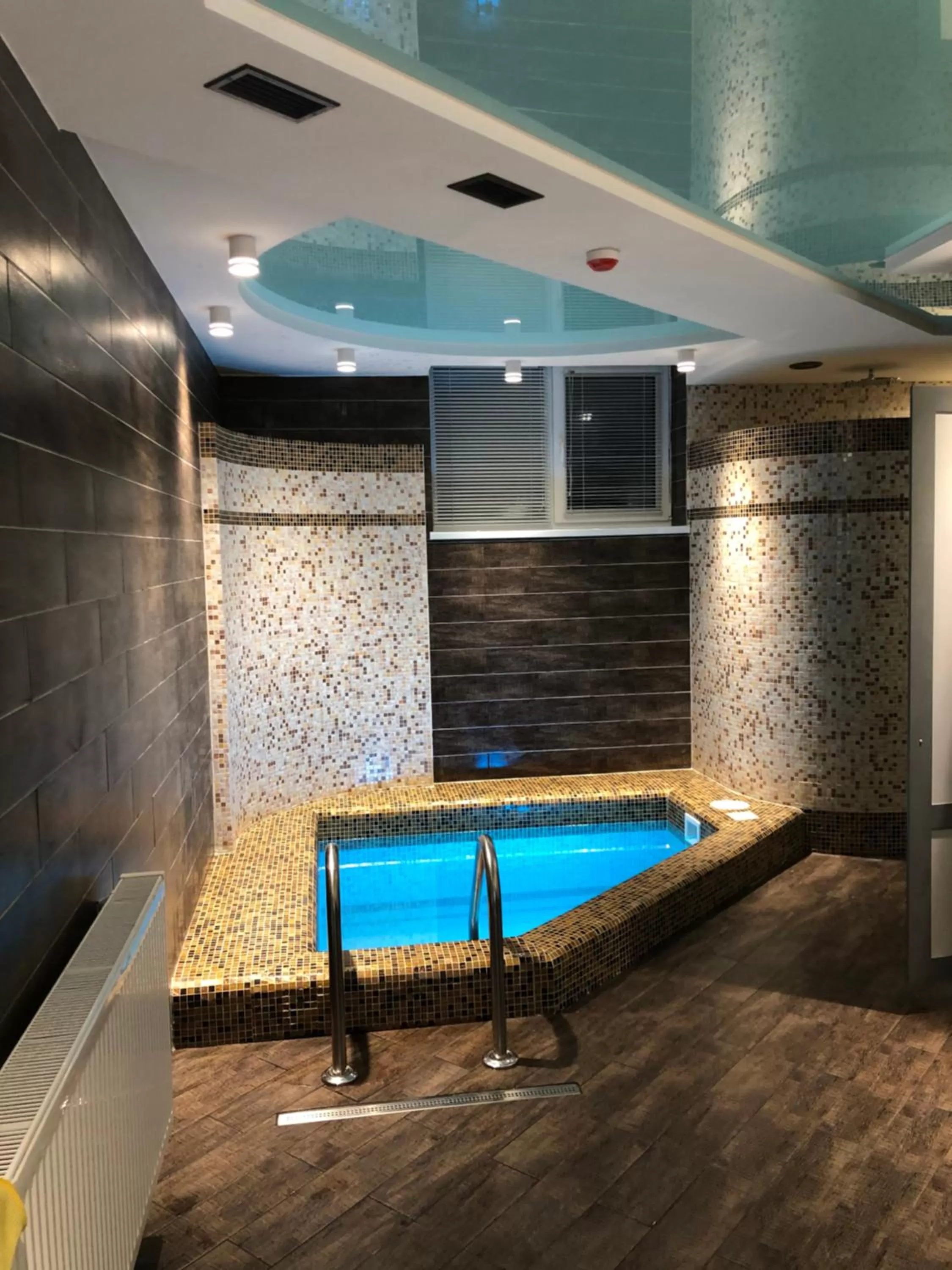 Swimming Pool in Motel Kurortnyy & SPA