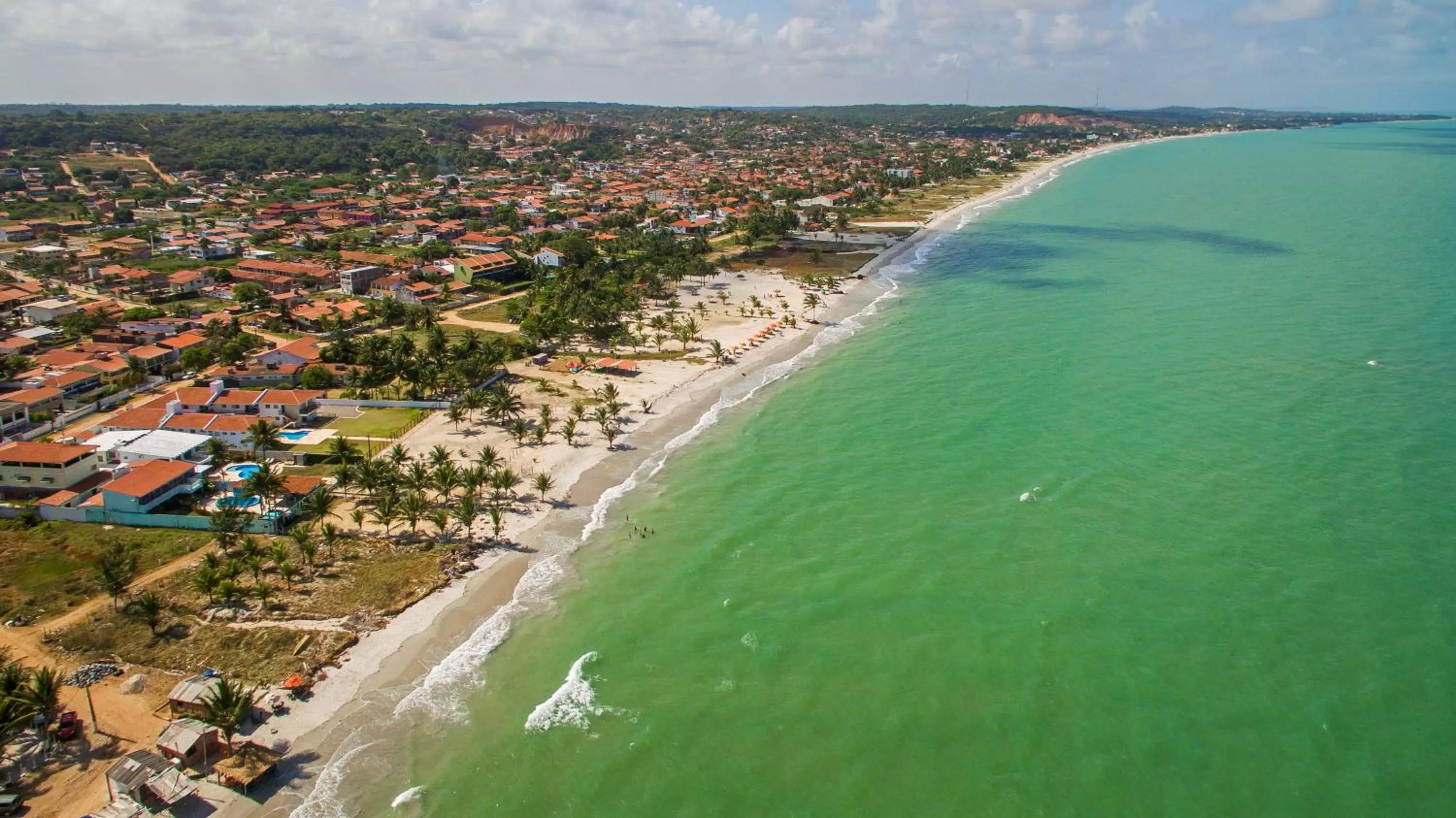 Property building, Bird's-eye View in Manga Verde Beach Residence