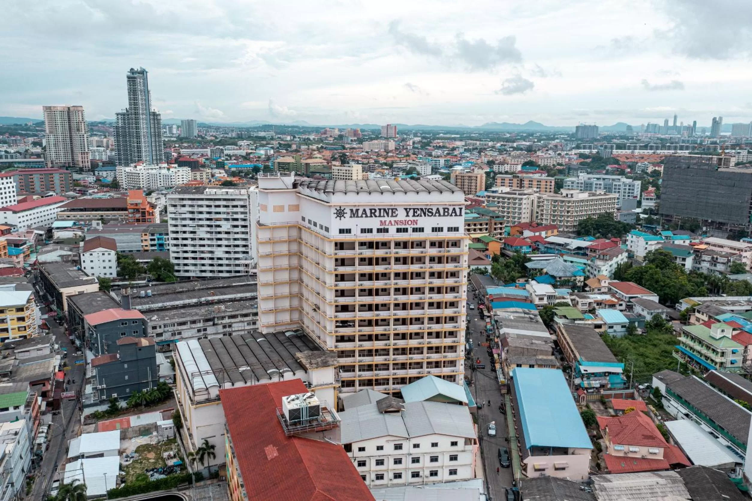 Property building in Marine Yensabai Pattaya