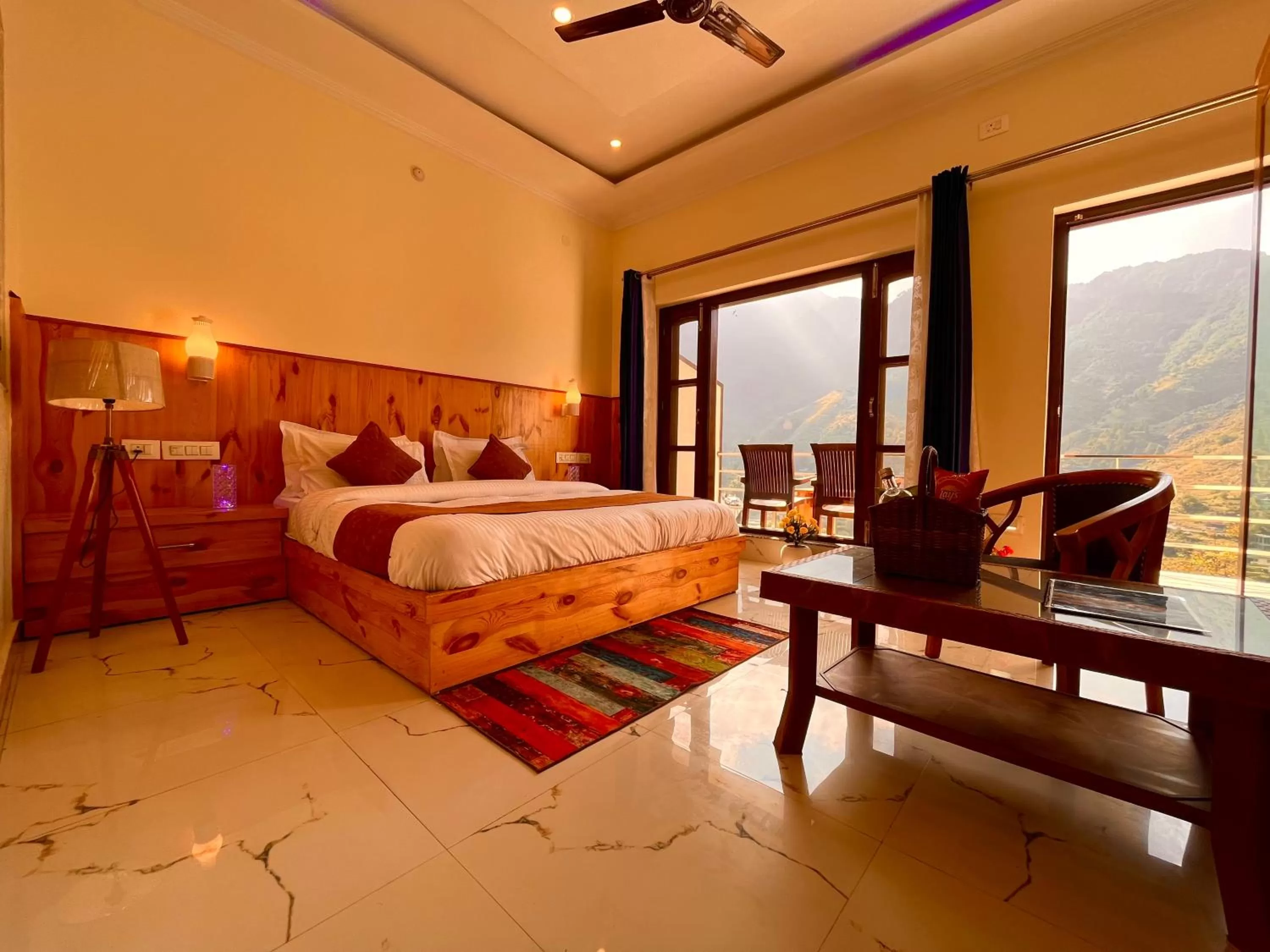 The Kempty Fall Resort, Mussoorie