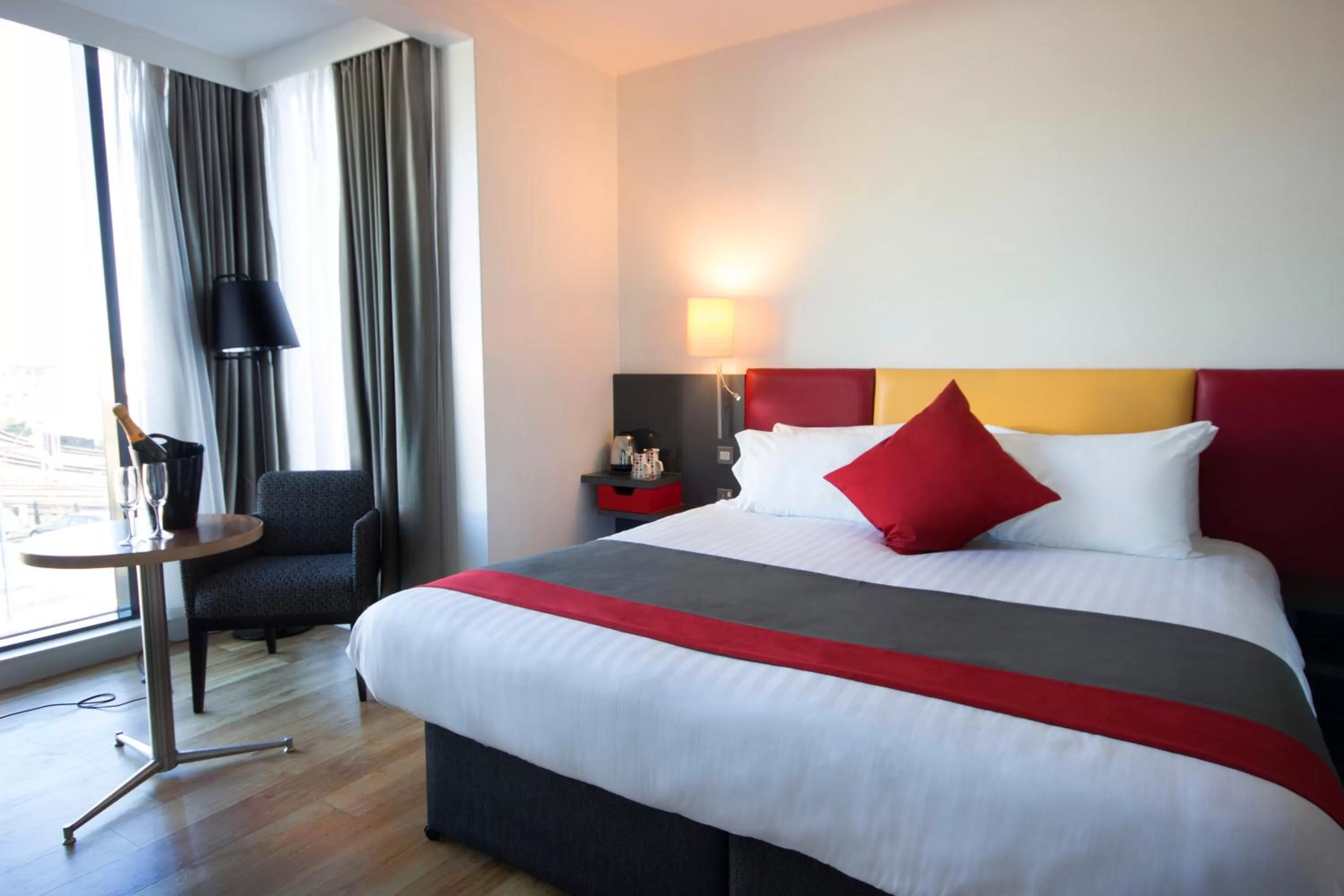 Bed in Sleeperz Hotel Newcastle