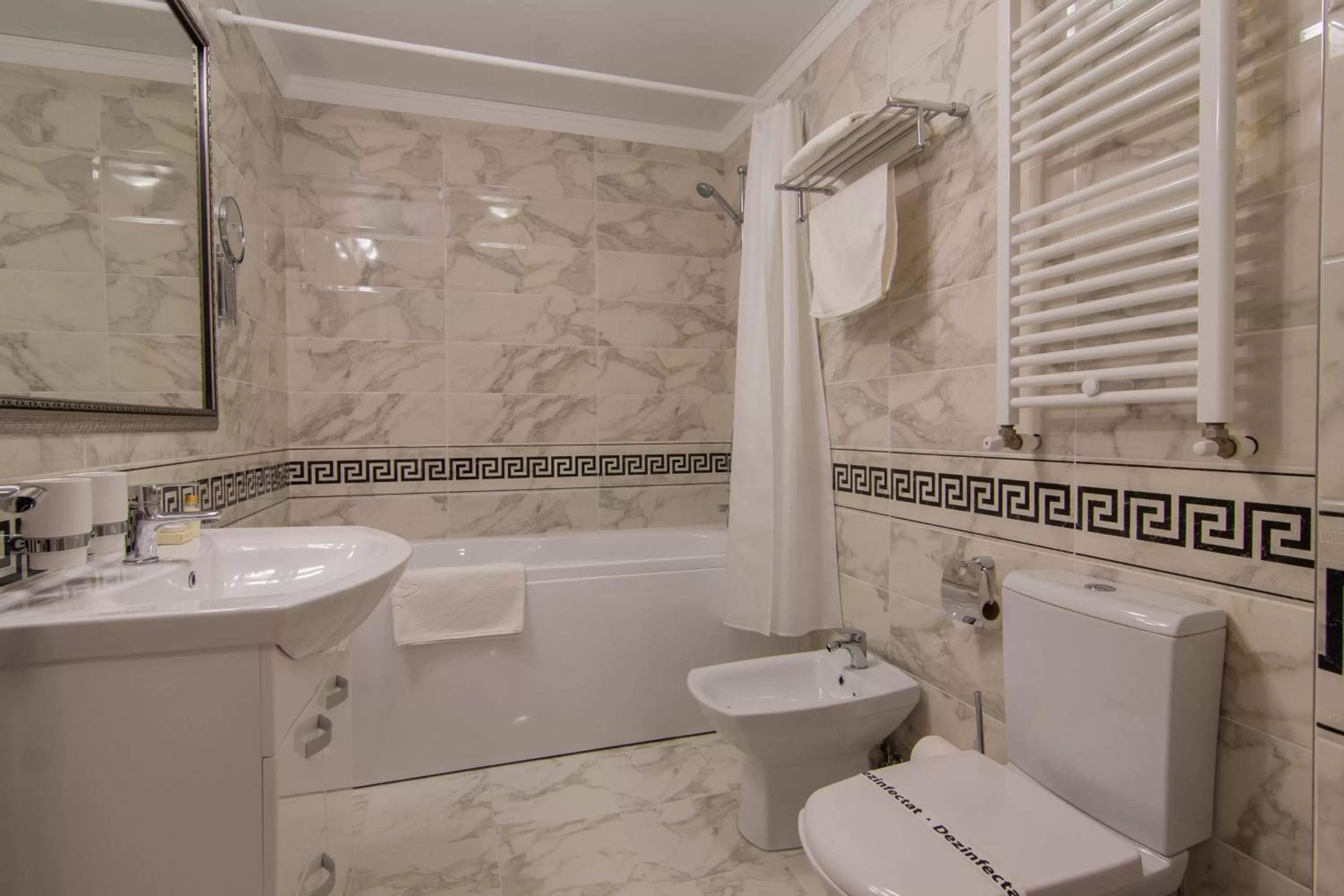 Bathroom in Klassik Hotel