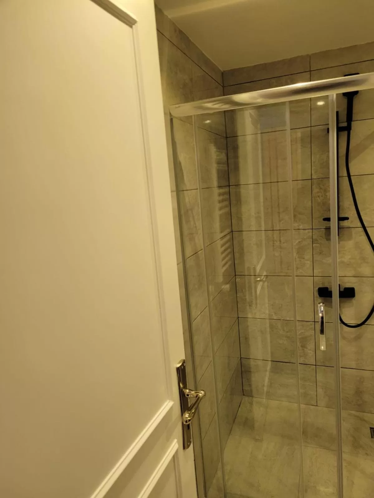 Bathroom in Mr BEYAZ HOTEL