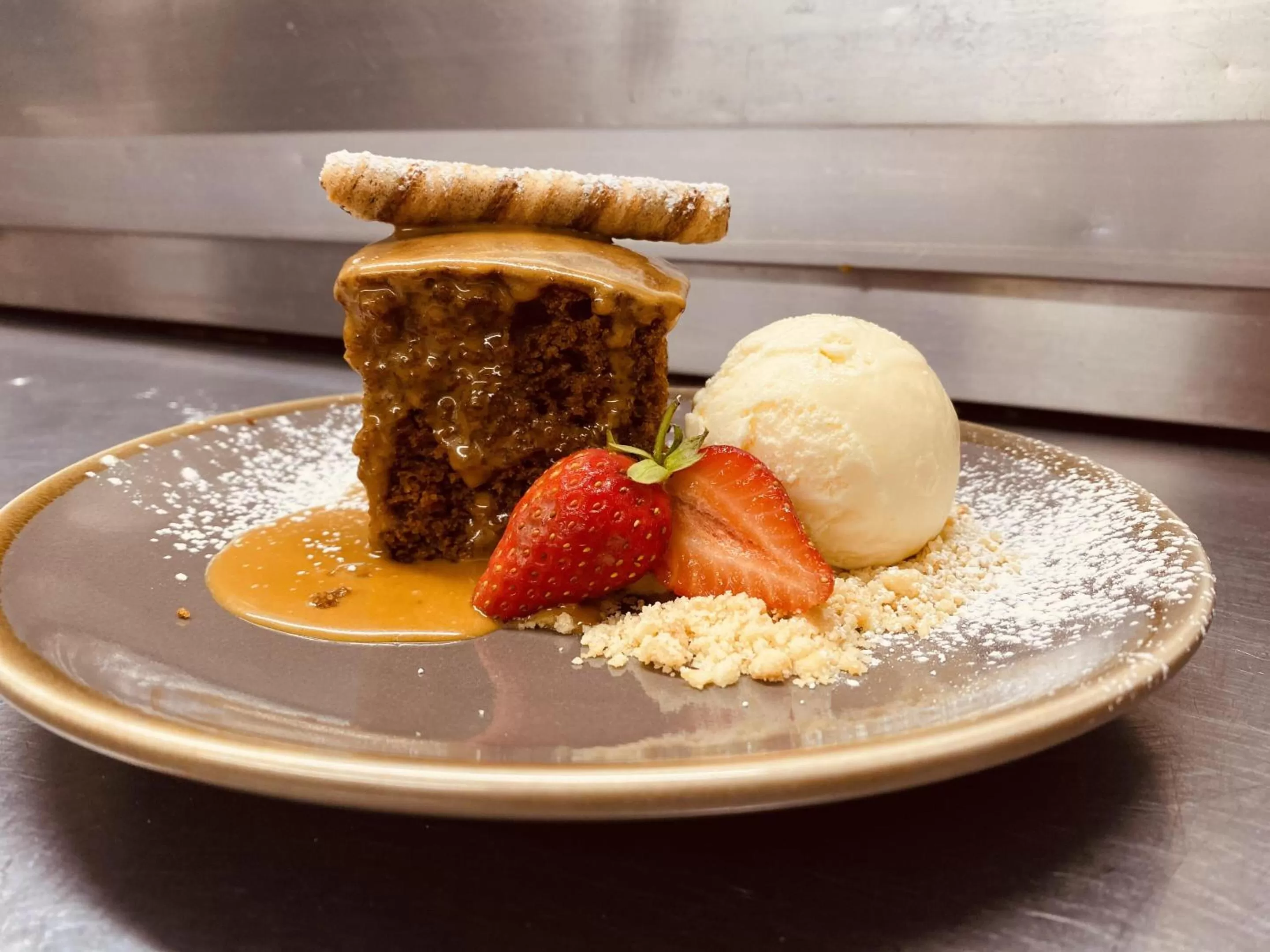 Food and drinks in The Oaks Hotel