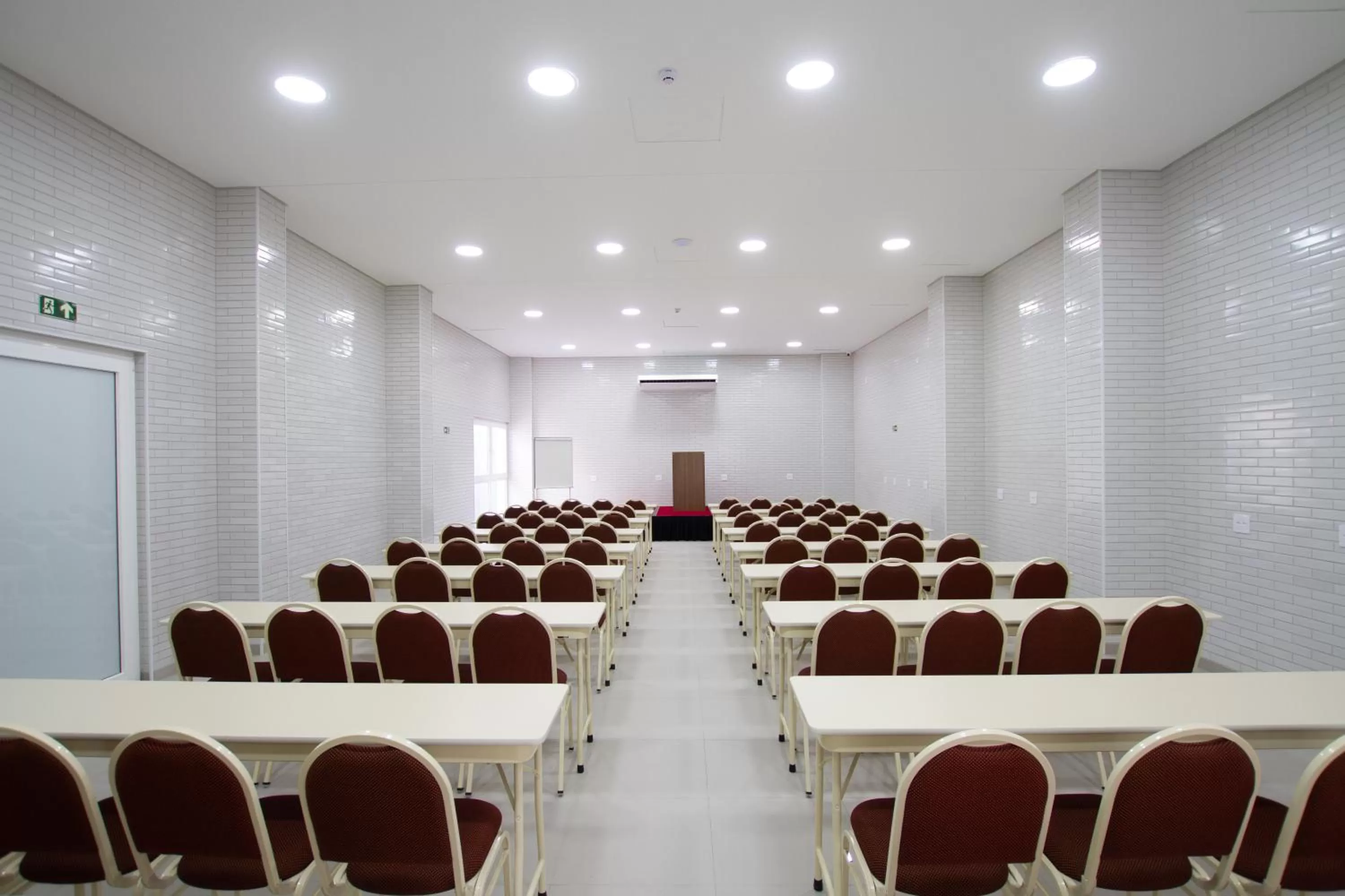 Hotel Confiance Barigui