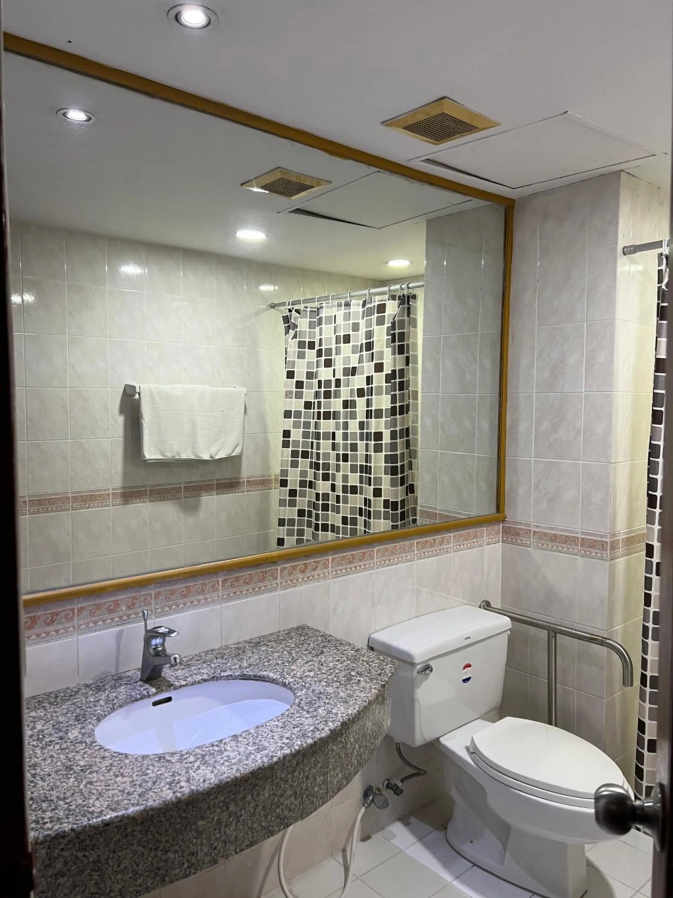 Shower in Mall Suites Hotel