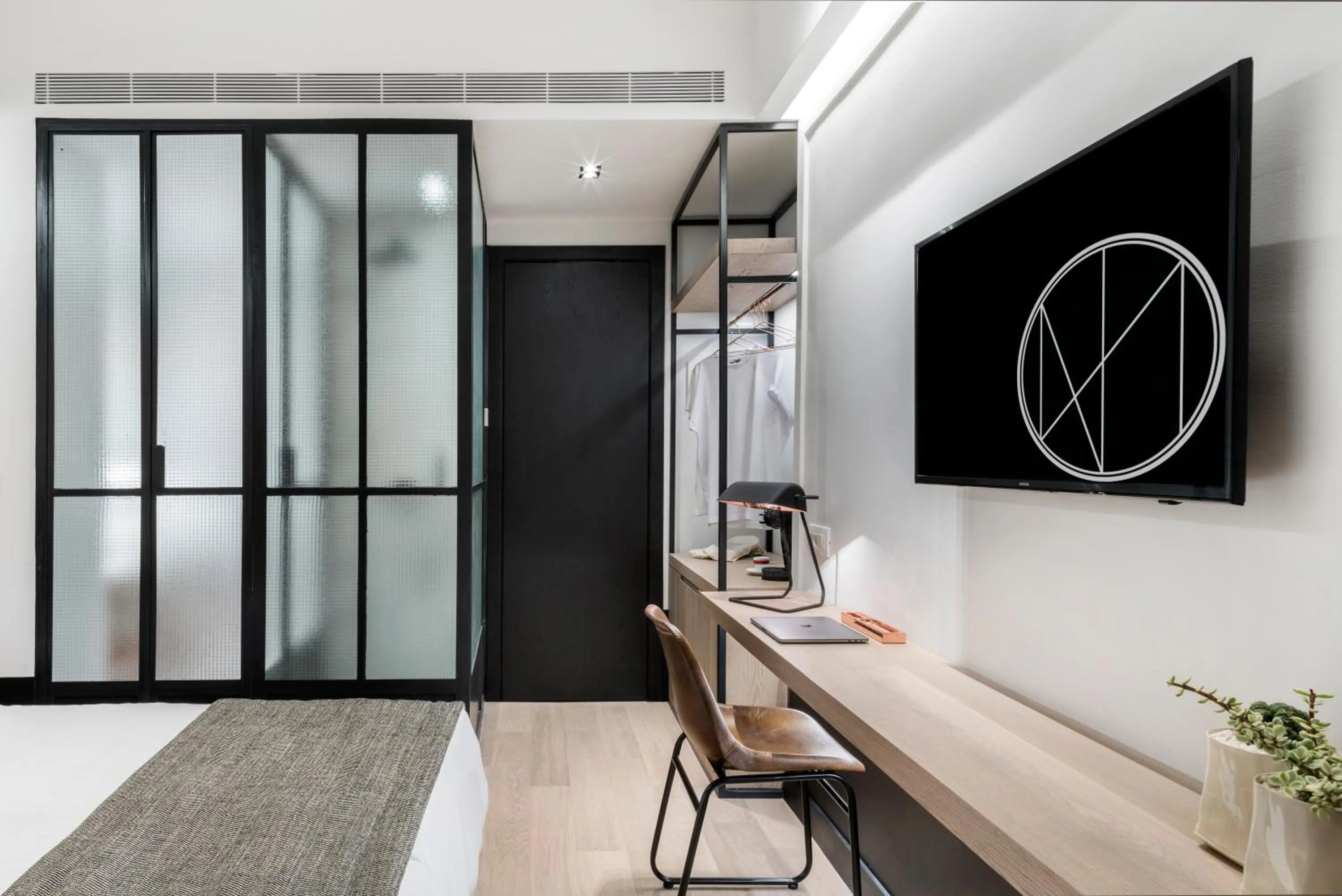 Bedroom in Niki Athens Hotel