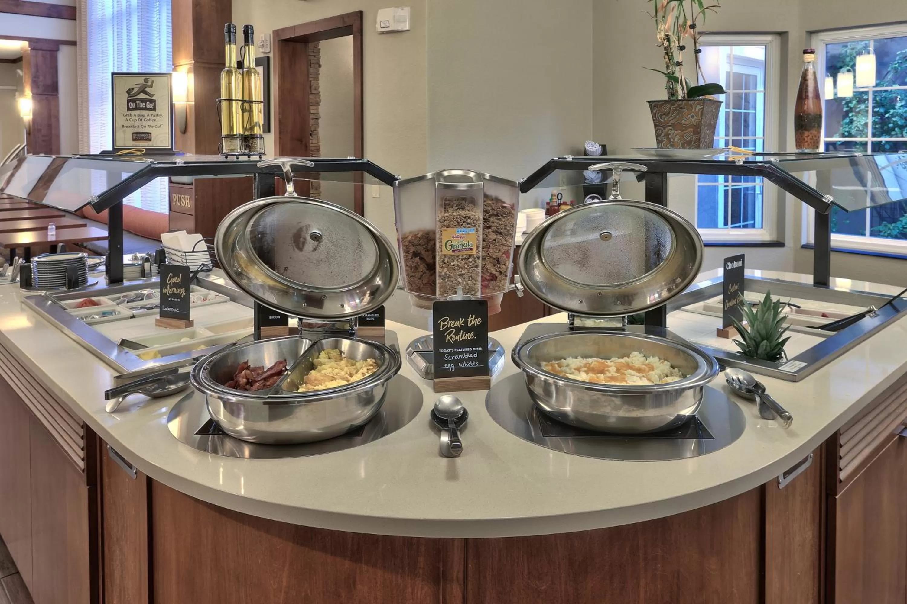 Breakfast in Staybridge Suites Albuquerque North by IHG