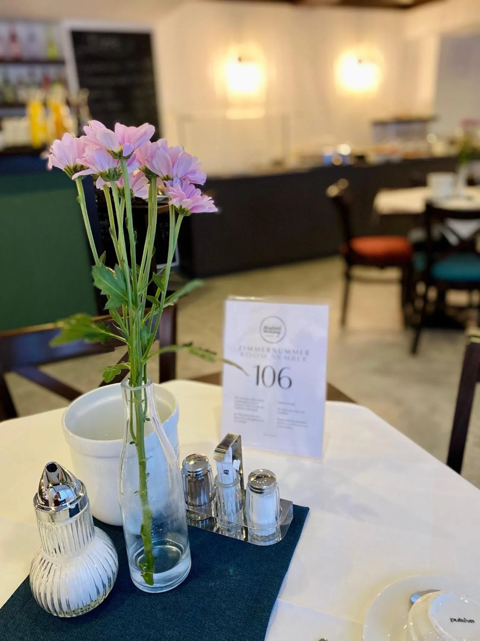 Restaurant/places to eat in Burghotel Nürnberg