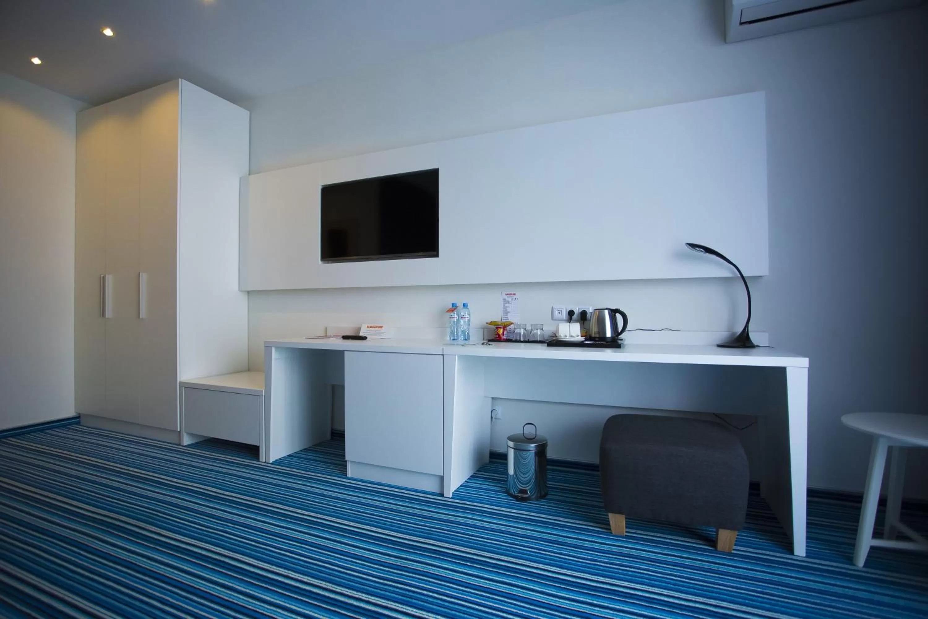 Photo of the whole room in Aparthotel Tangerine