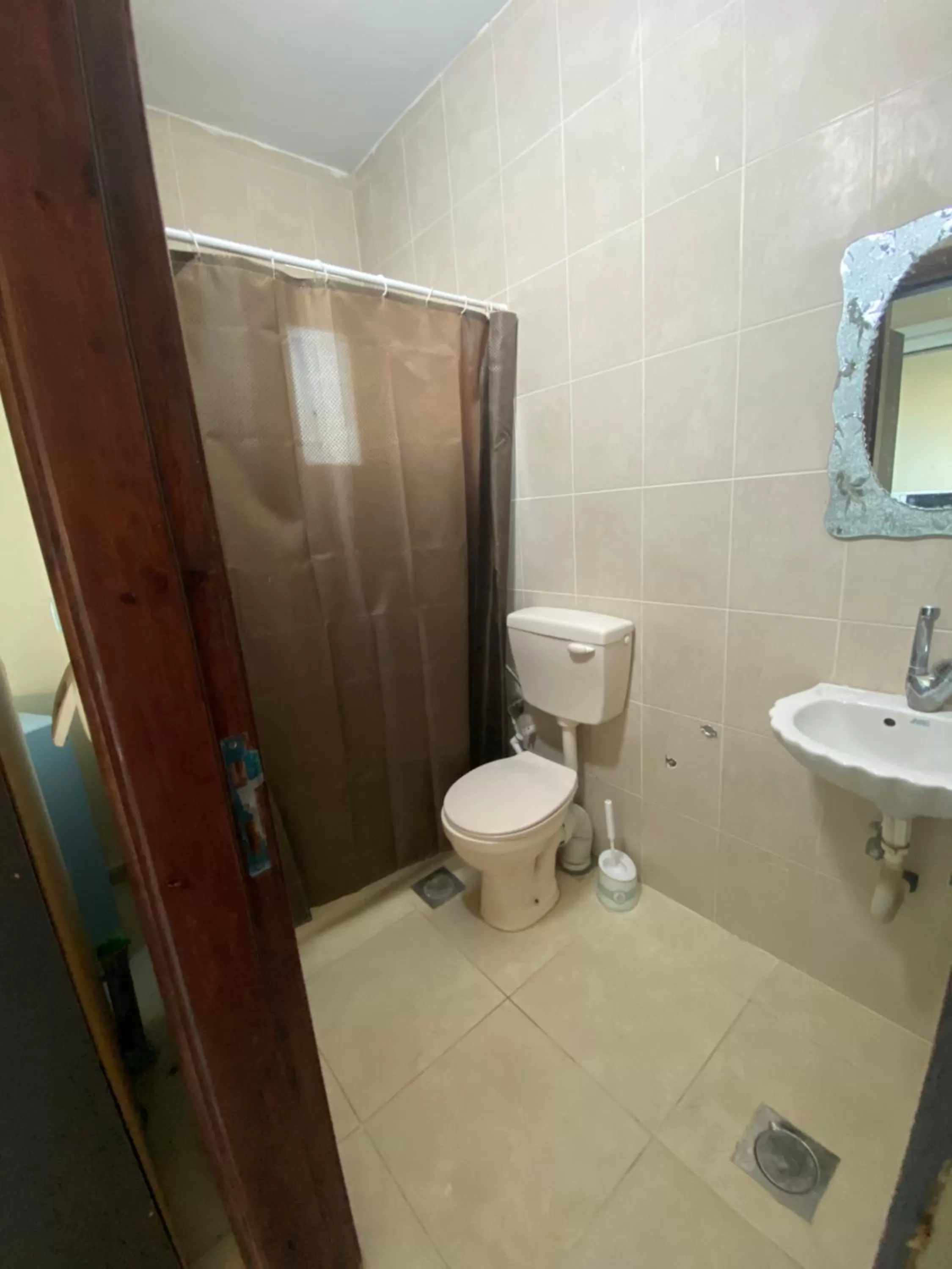 Bathroom in Jericho Waleed's Hostel