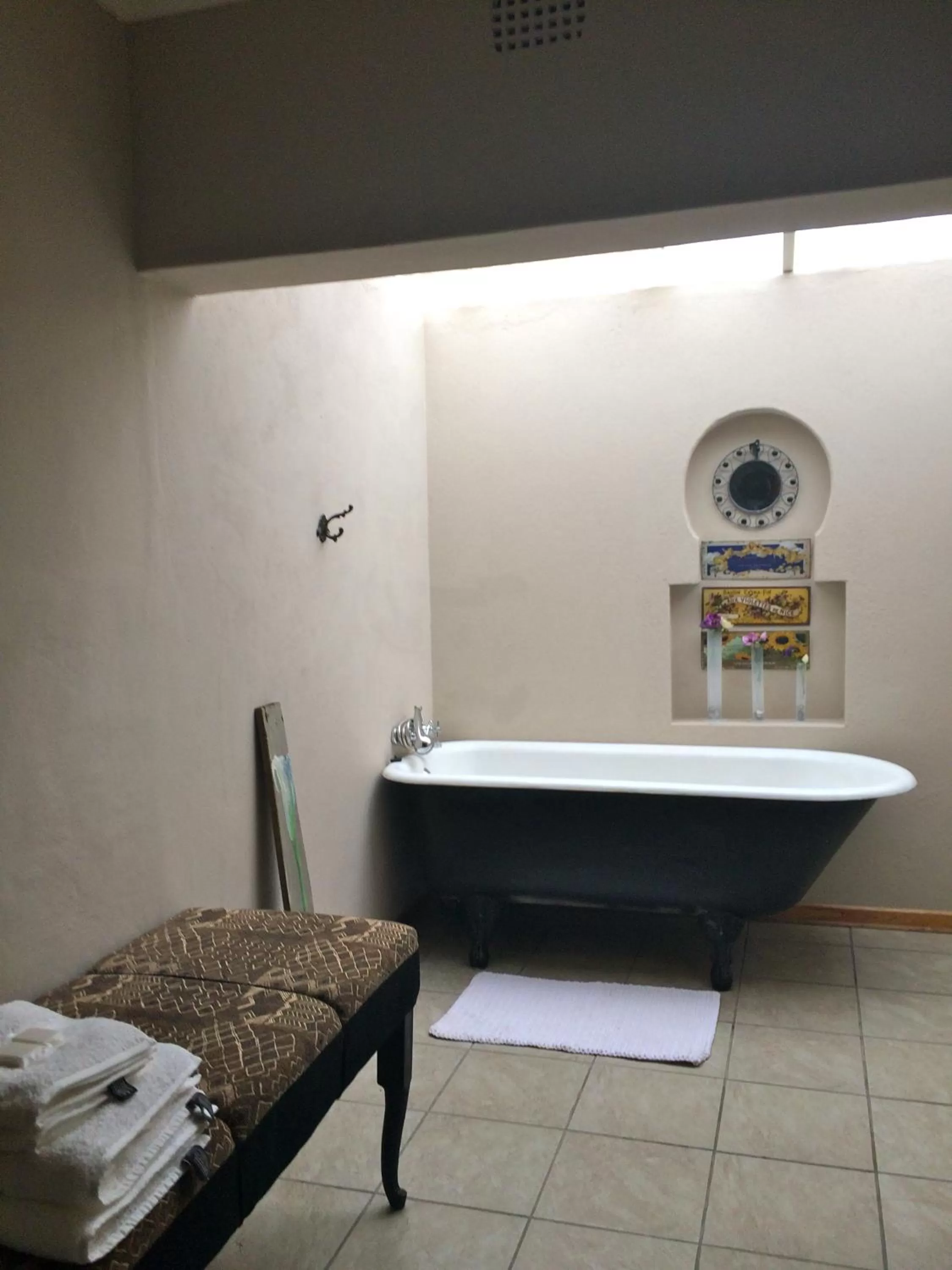 Bathroom in Die Olyfhuis