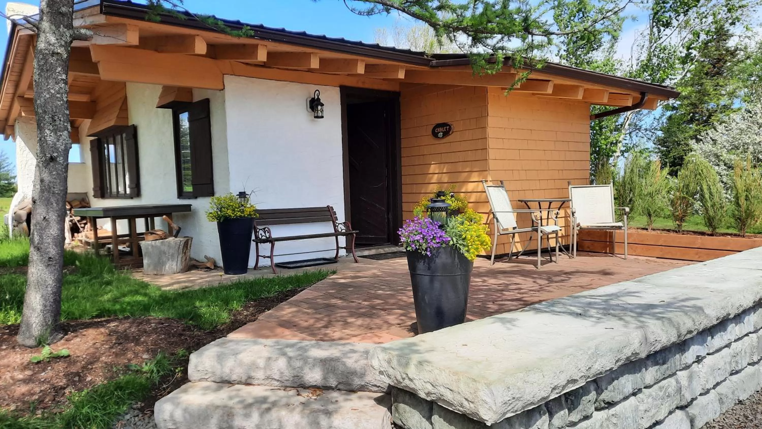 Balcony/Terrace in Edelweiss Inn Nova Scotia