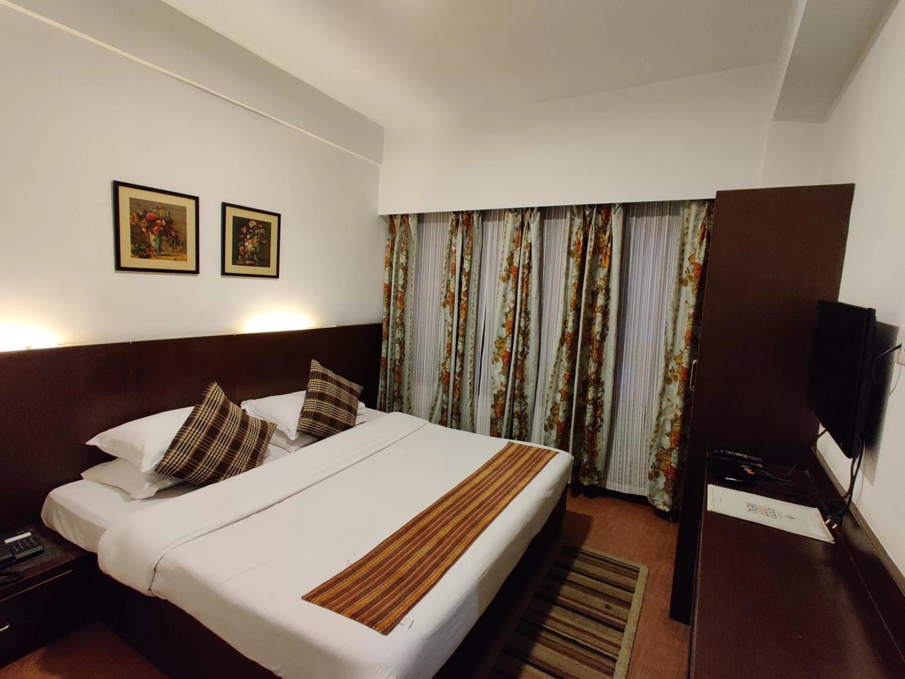 Bed in Hotel Tarayana