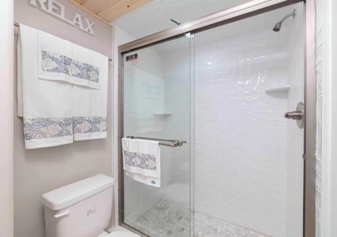 Bathroom in Inn at Camachee Harbor View 14