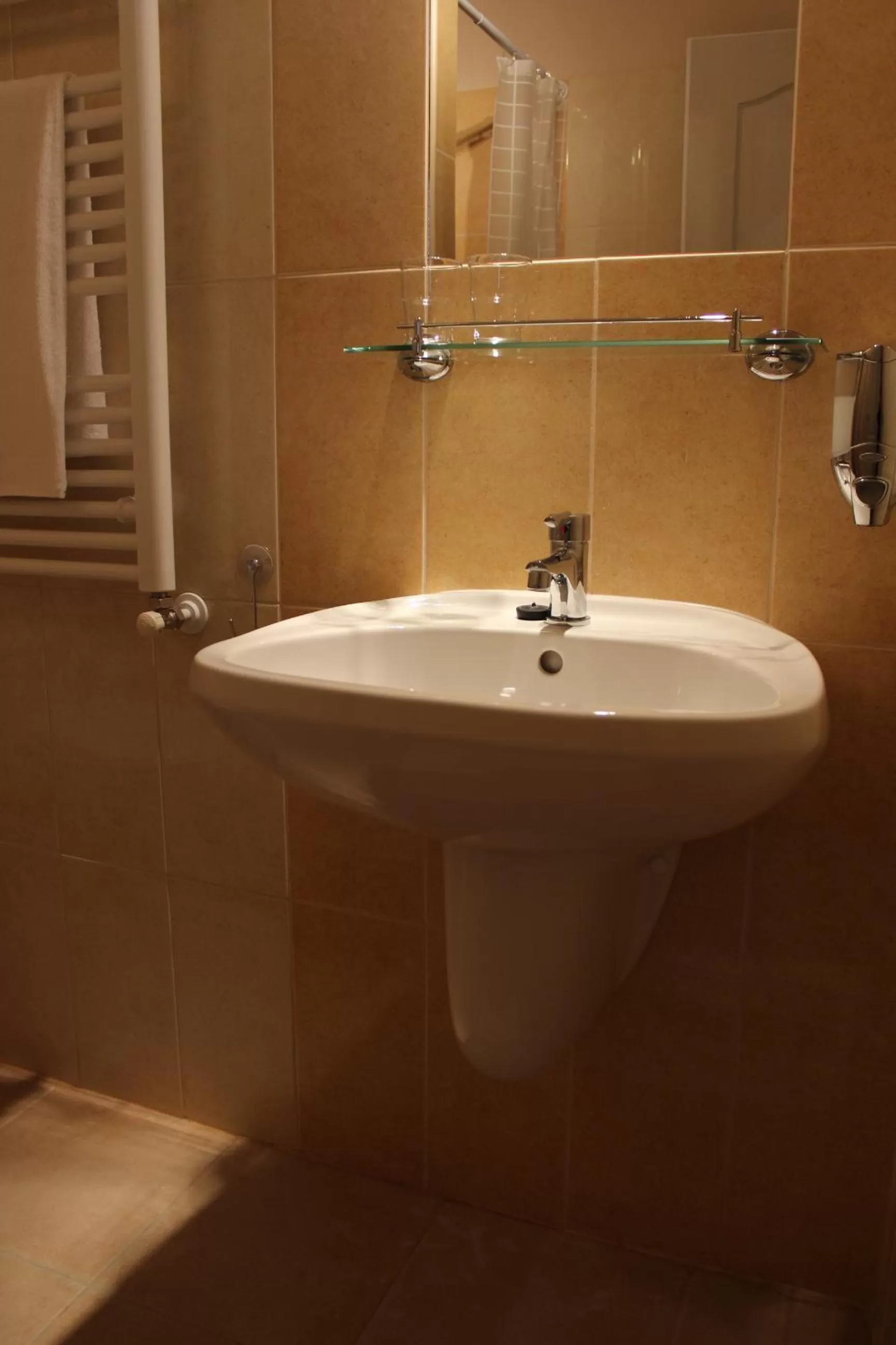 Bathroom in Alice Vendégház