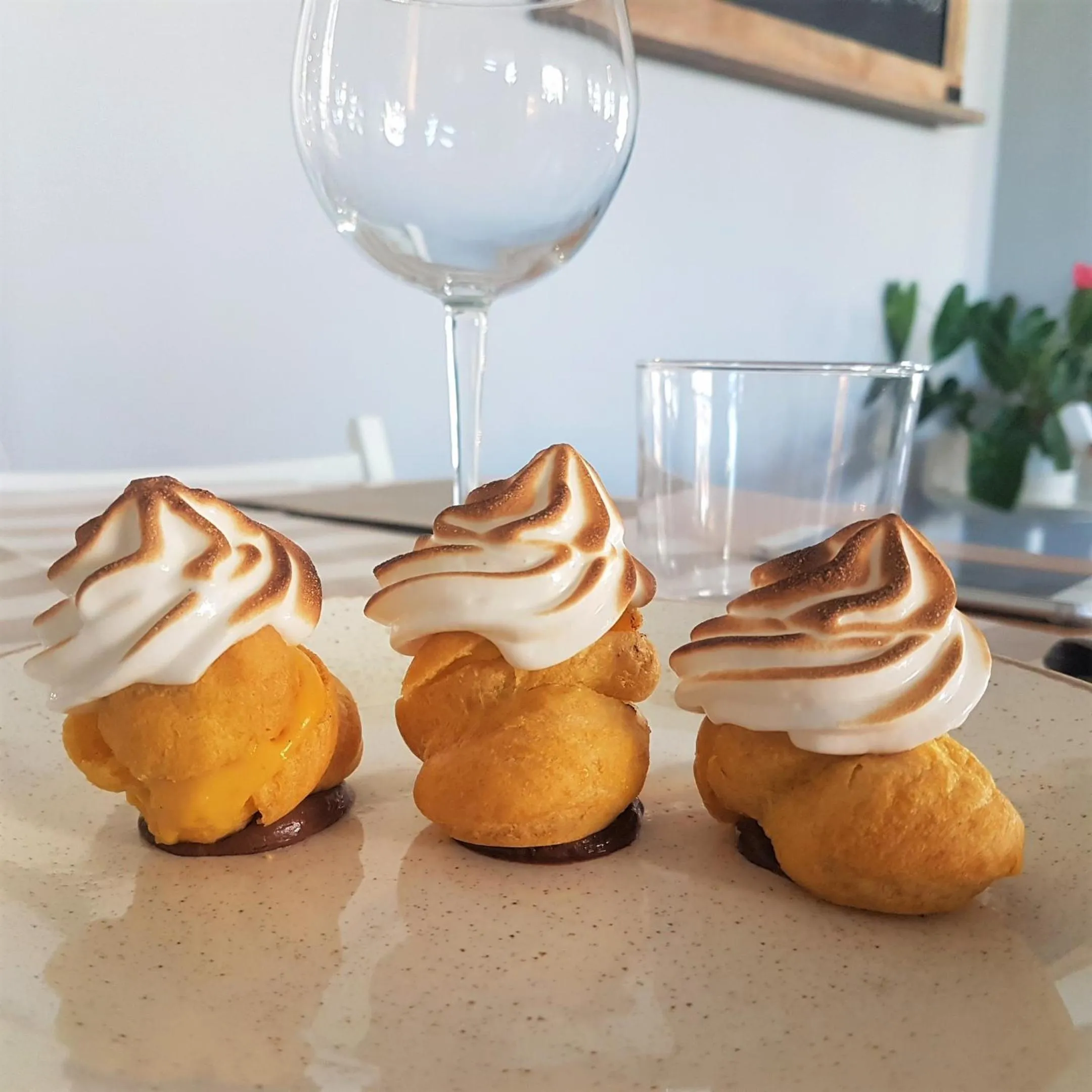 Restaurant/places to eat in Alba Hotel