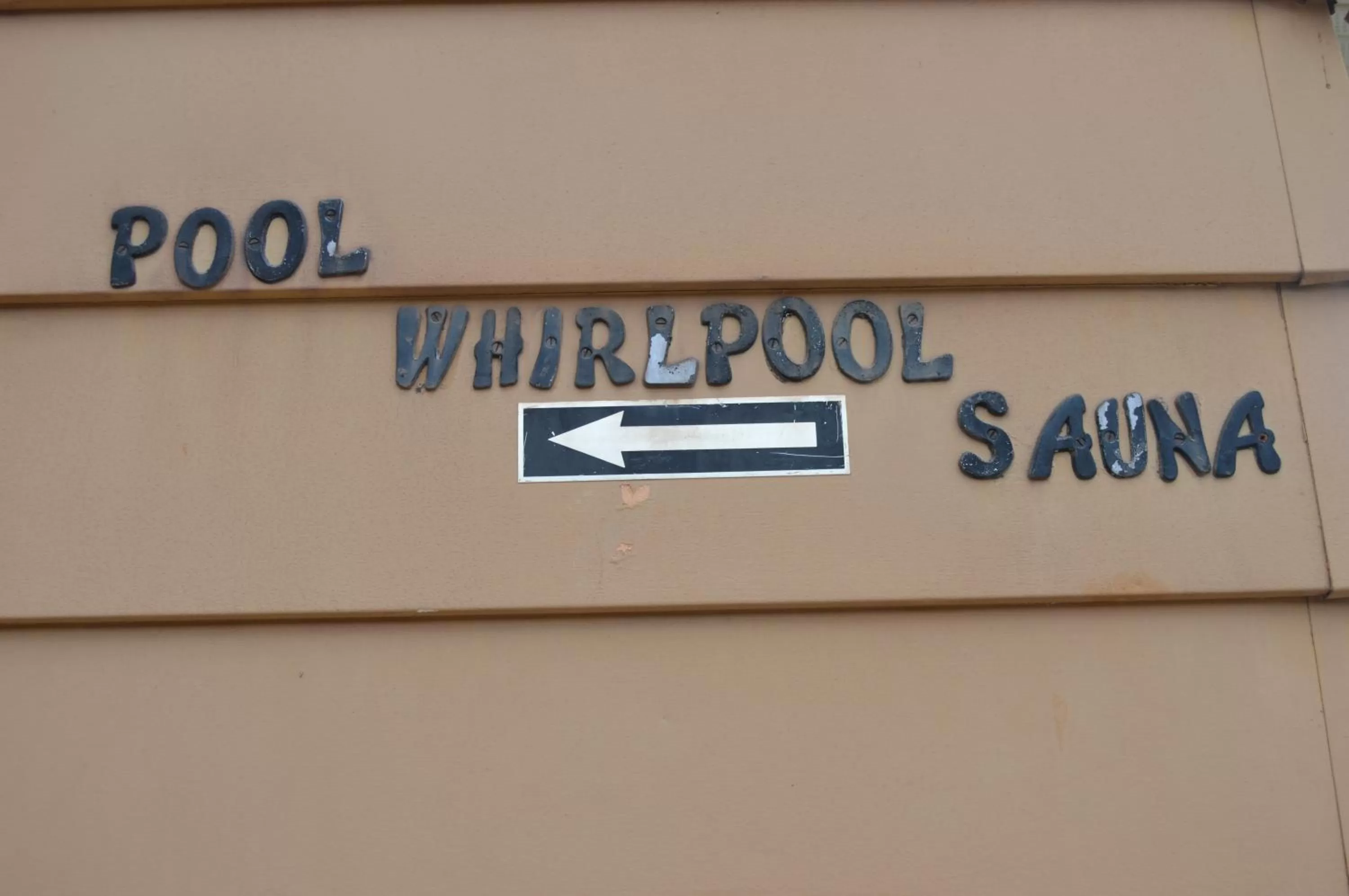 Decorative detail in Mary's Motel