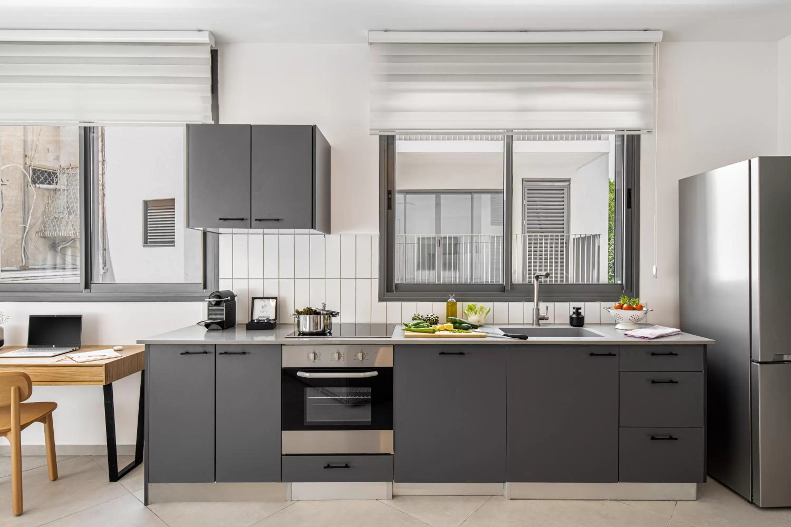 Coffee/tea facilities in Mate GEORGE - By HOMY