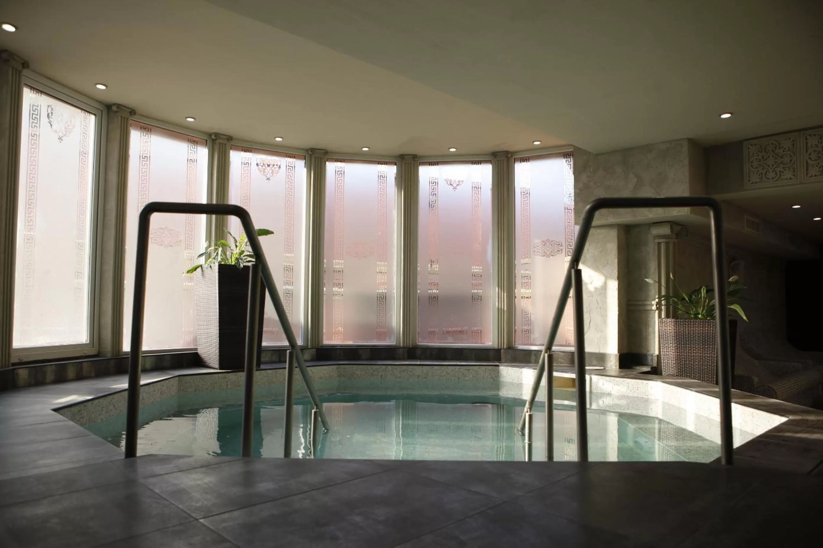 Hot Spring Bath in Strimon Garden Medical SPA Hotel