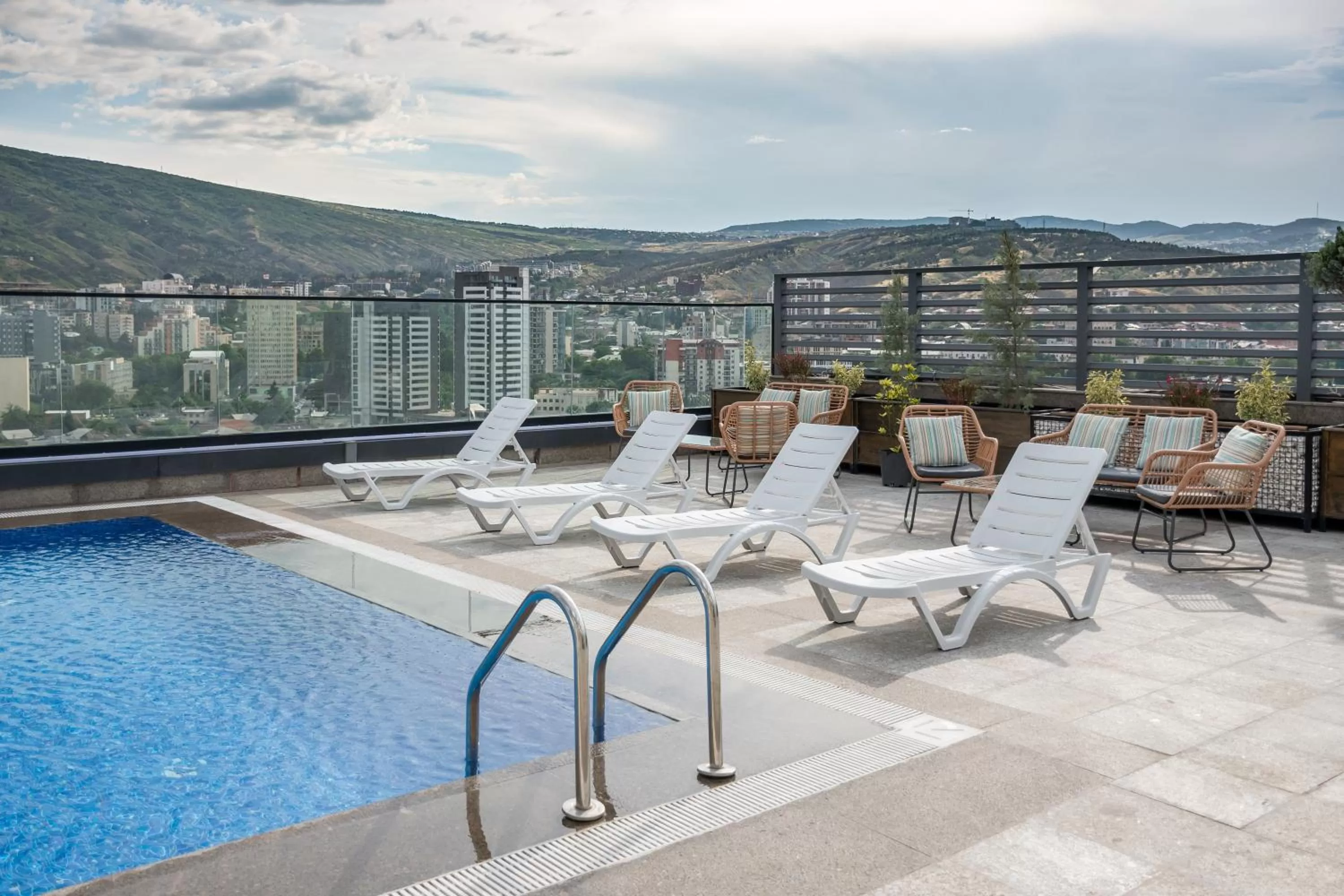 Swimming pool in Royal Tulip Hotel & Casino, Tbilisi