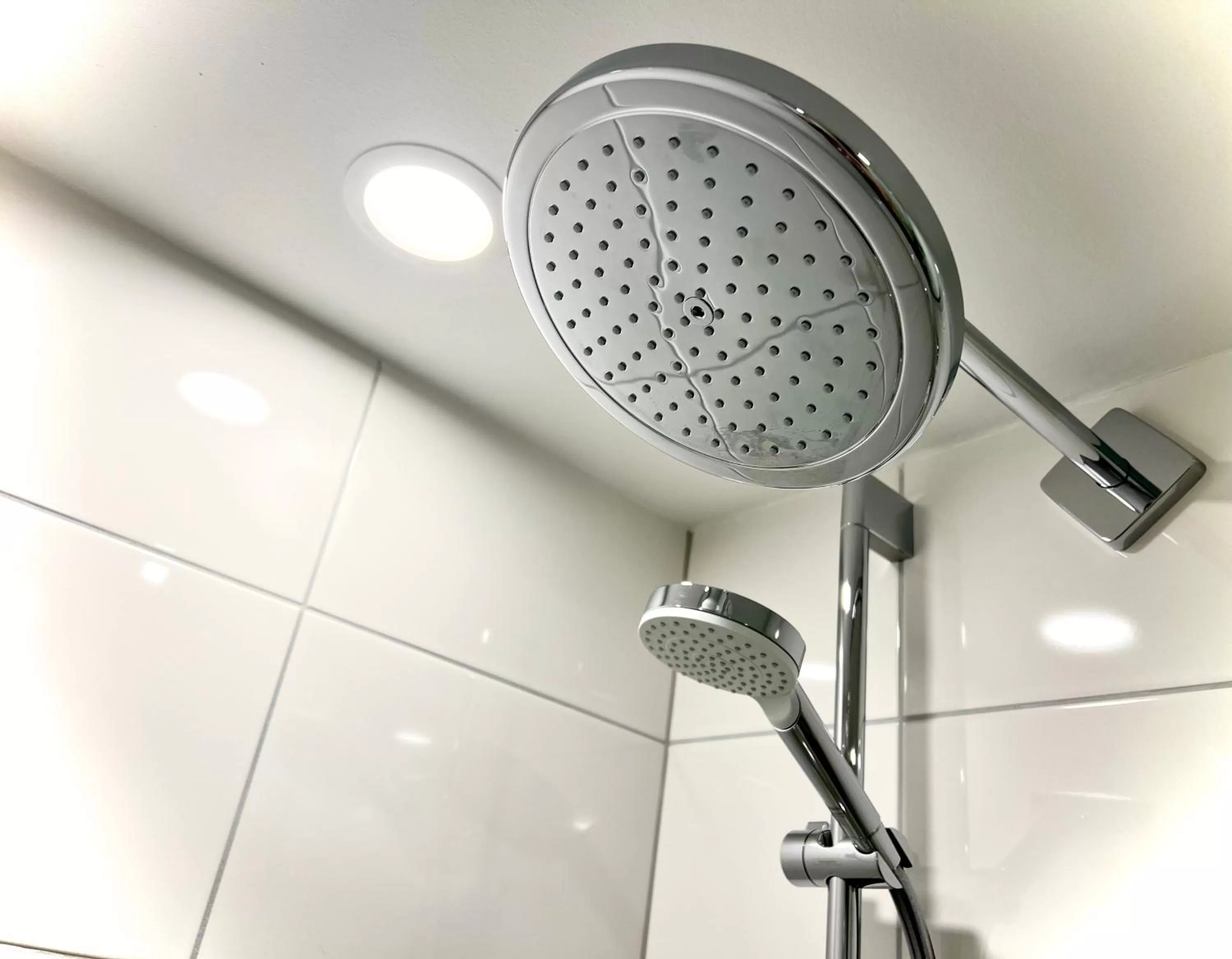 Shower, Bathroom in Naturhotel Café Waldesruhe