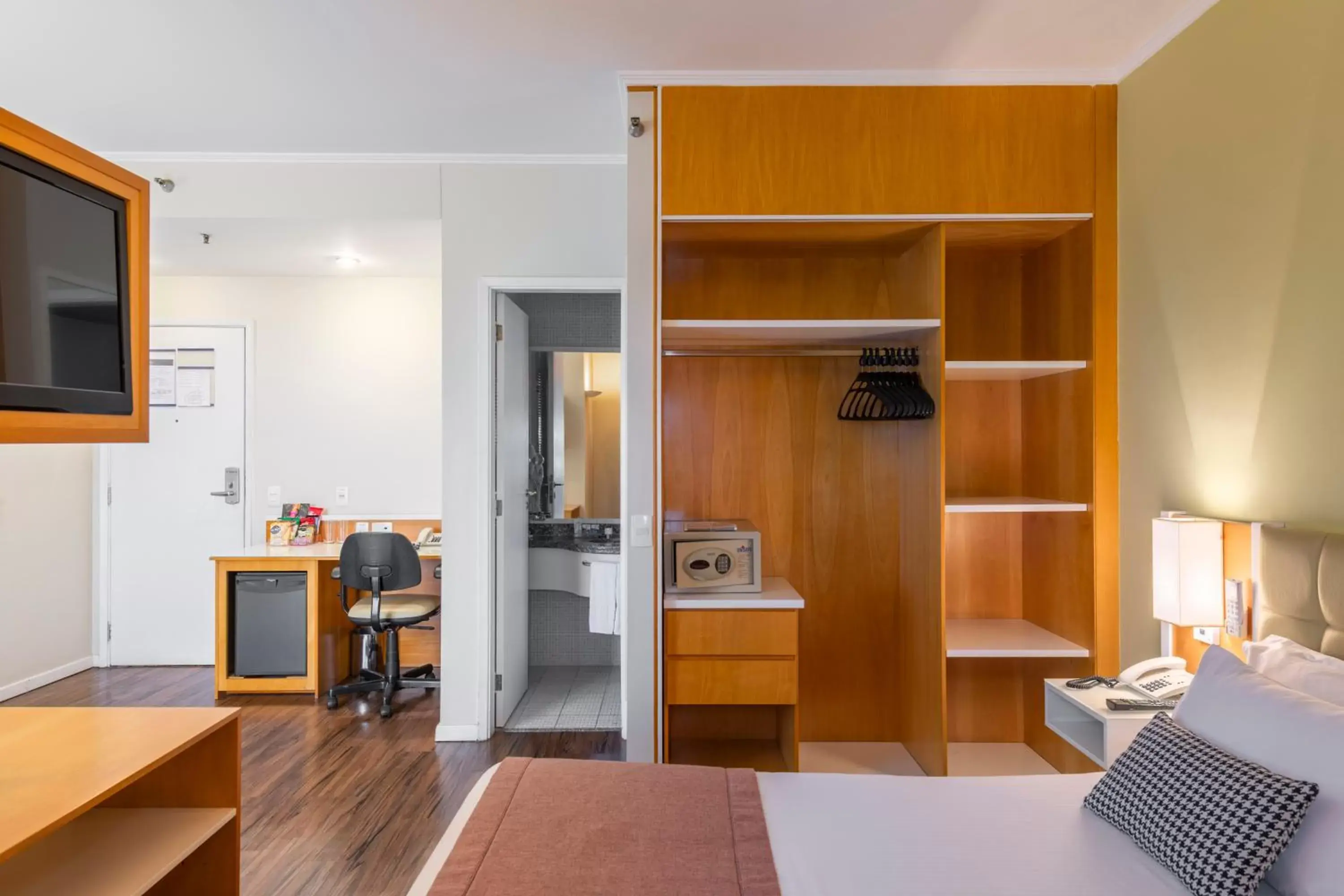 Deluxe Room - single occupancy in Blue Tree Towers Anália Franco - Tatuapé Deluxe Room - single occupancy in Blue Tree Towers Anália Franco - Tatuapé