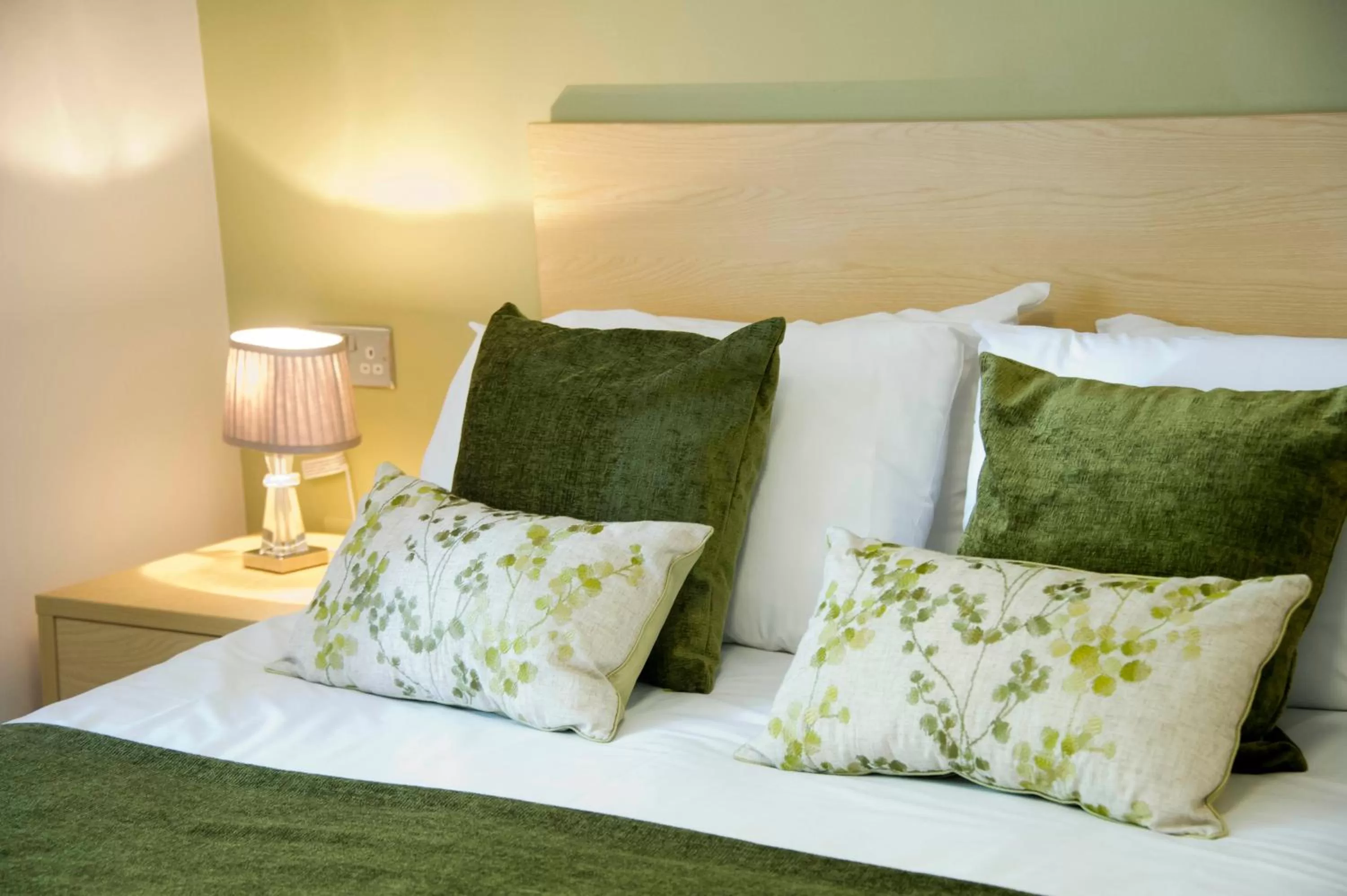 Rose and Crown Hotel