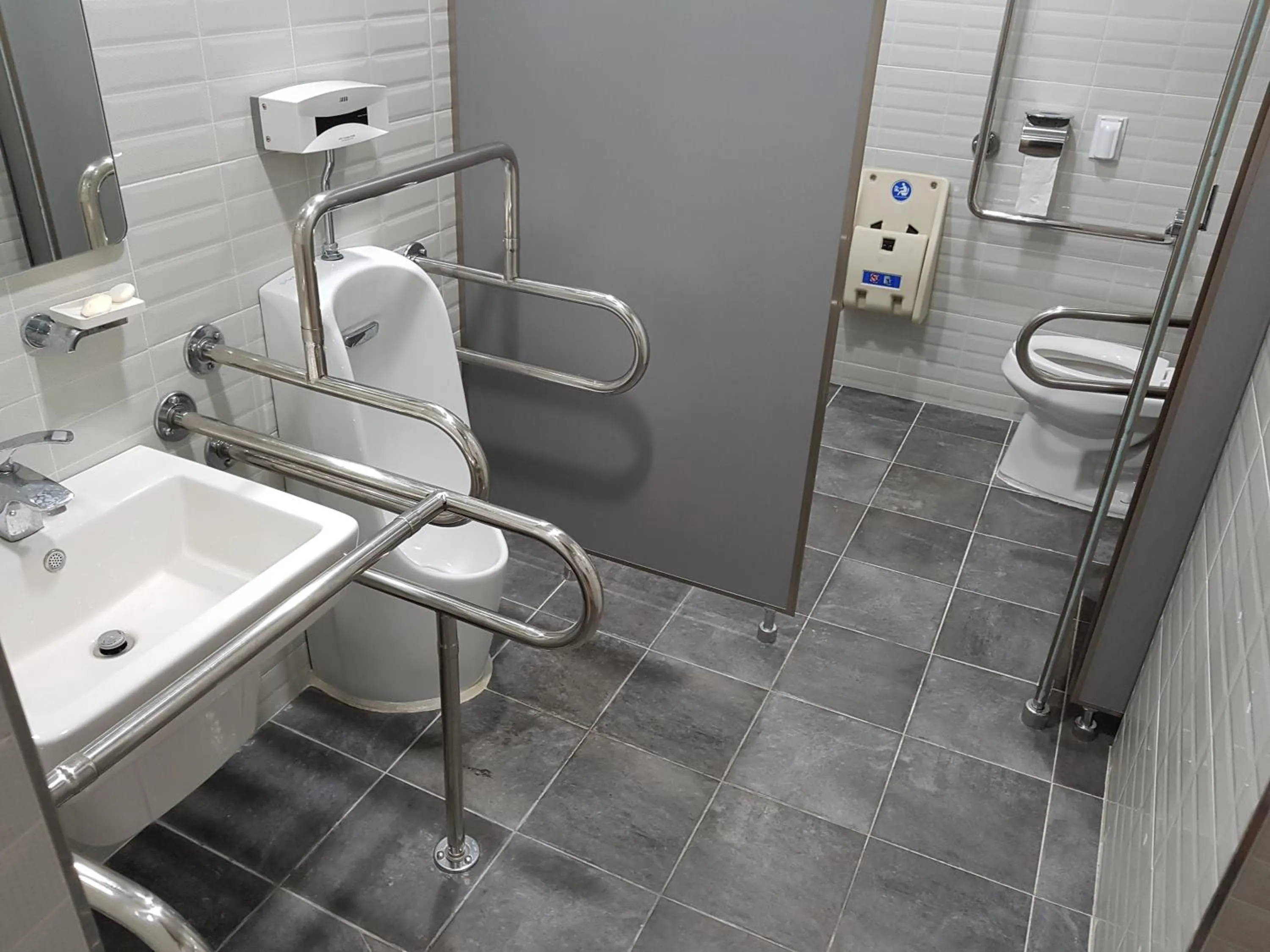 Decorative detail in Malu Hotel Suwon