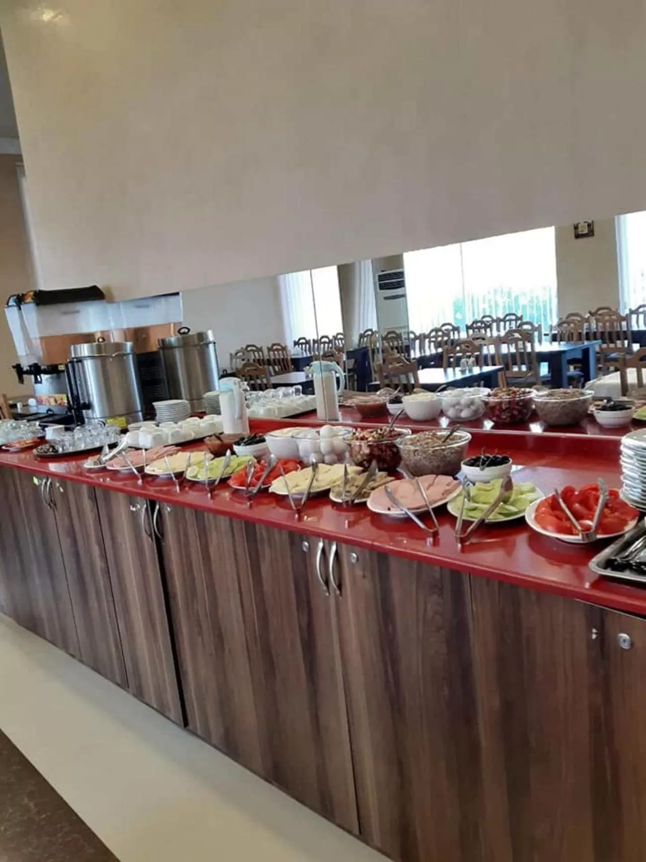 Food and drinks in Hotel Royal Palace