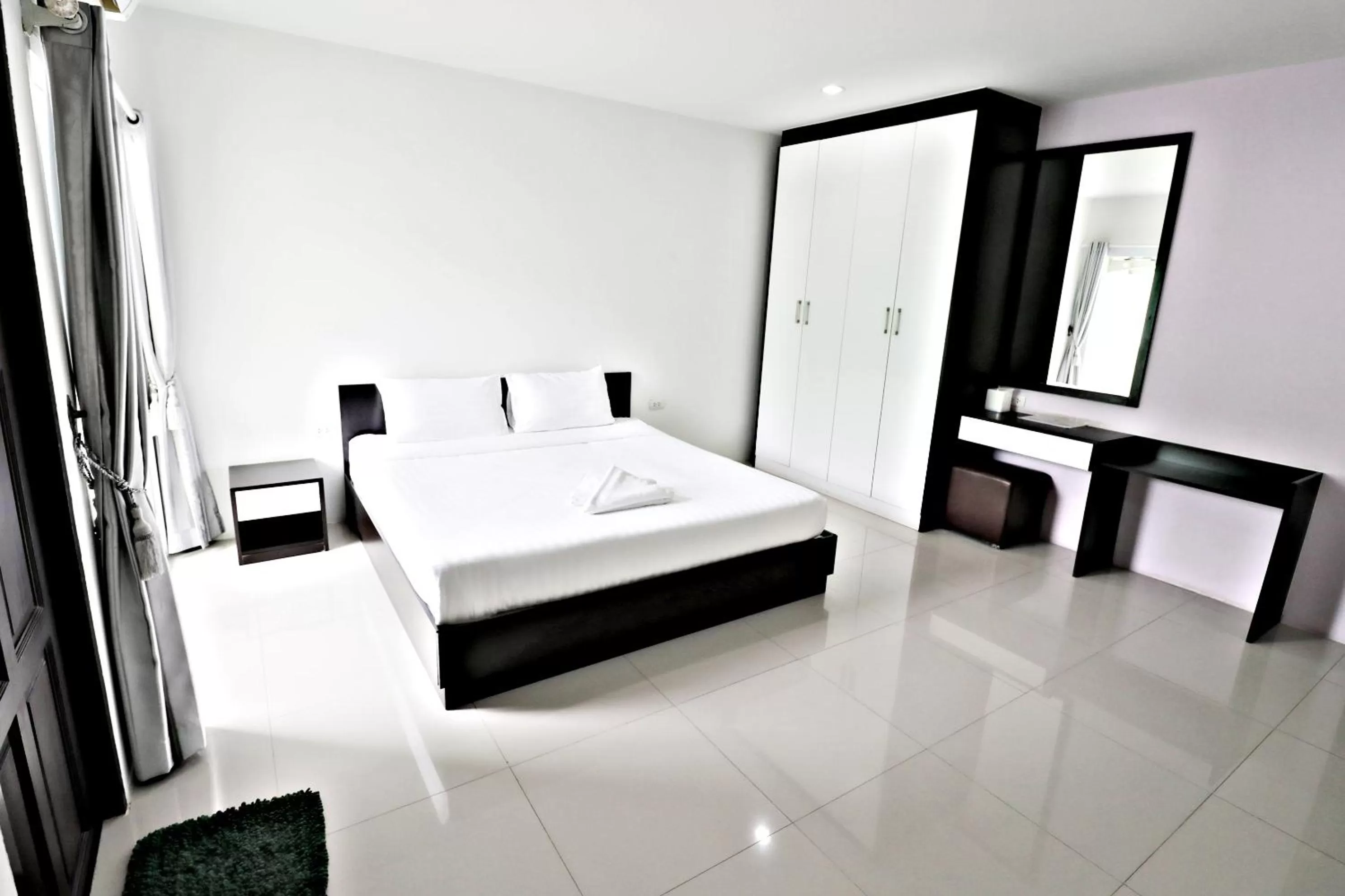 Bed in Hua Hin Irooms