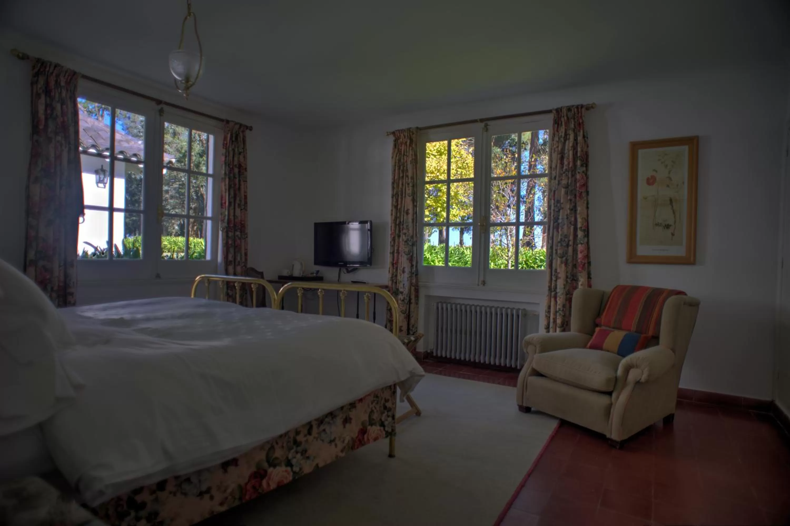 Photo of the whole room, Bed in Estancia Ave María