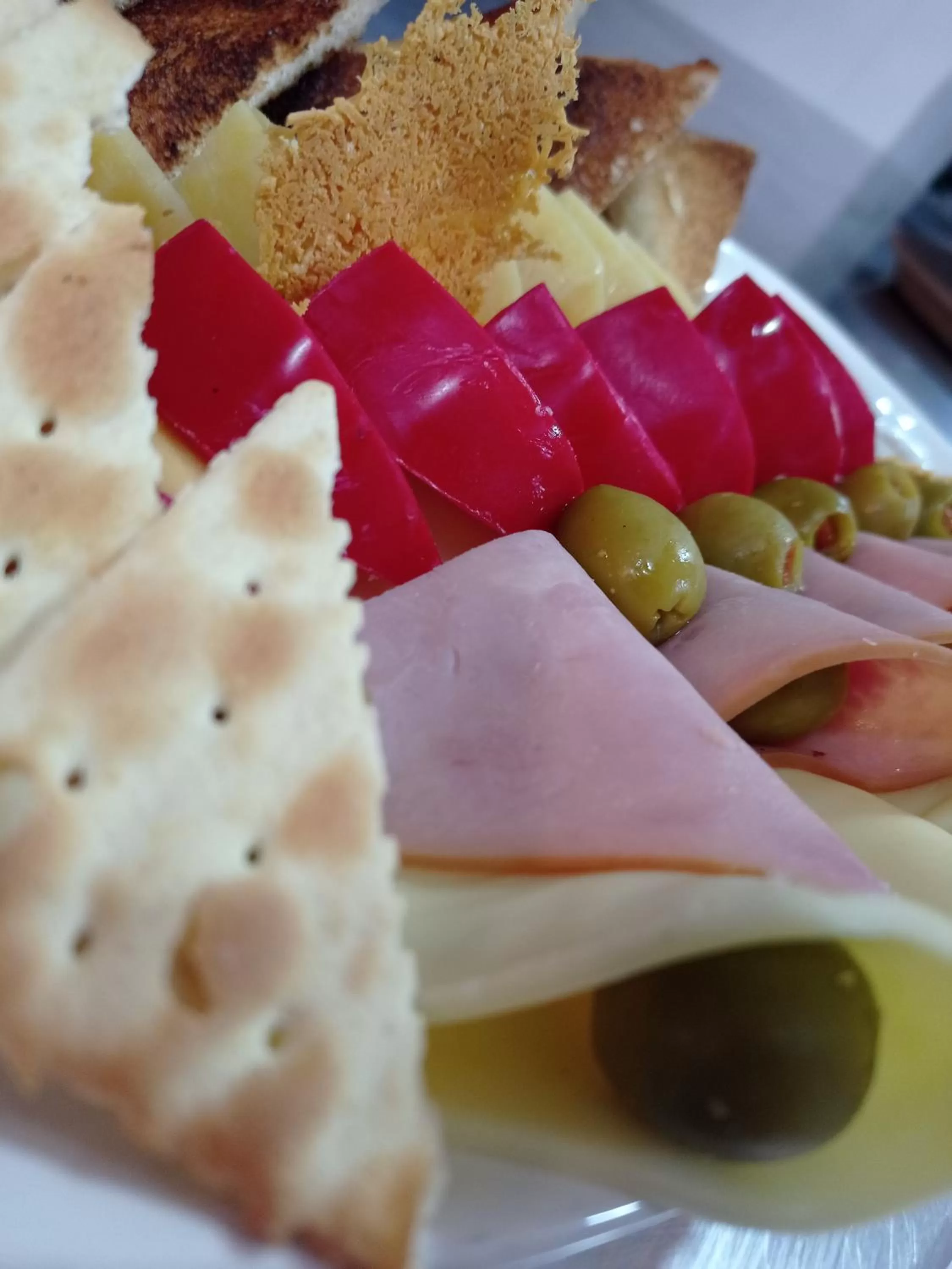 Food in Hotel Refugio Pozo Azul